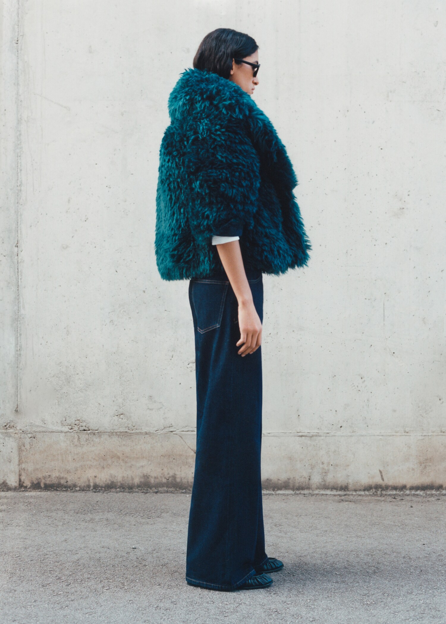 Rinse-wash wide-leg jeans with belt - Details of the article 7