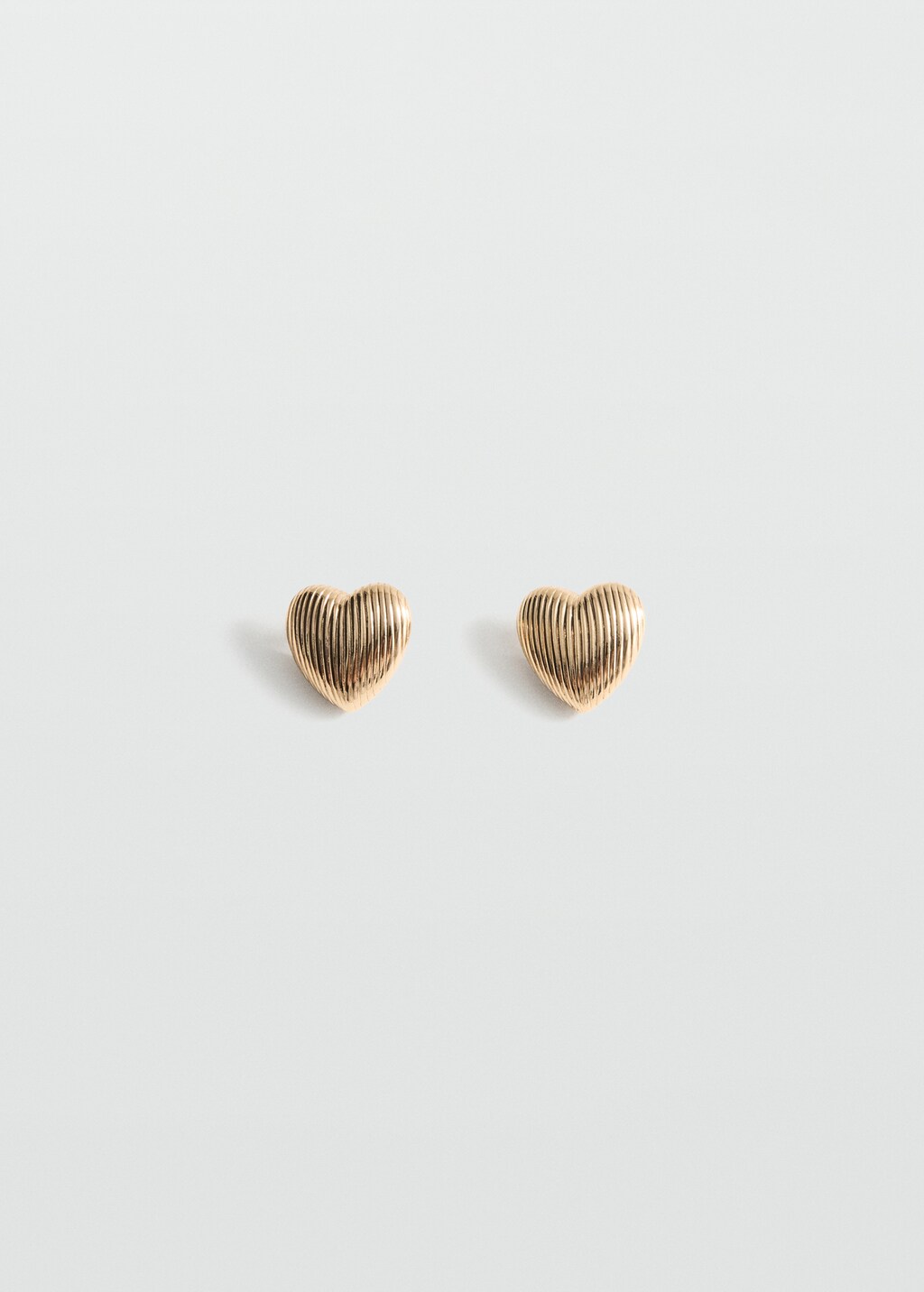 Textured heart earrings - Women | MANGO Japan