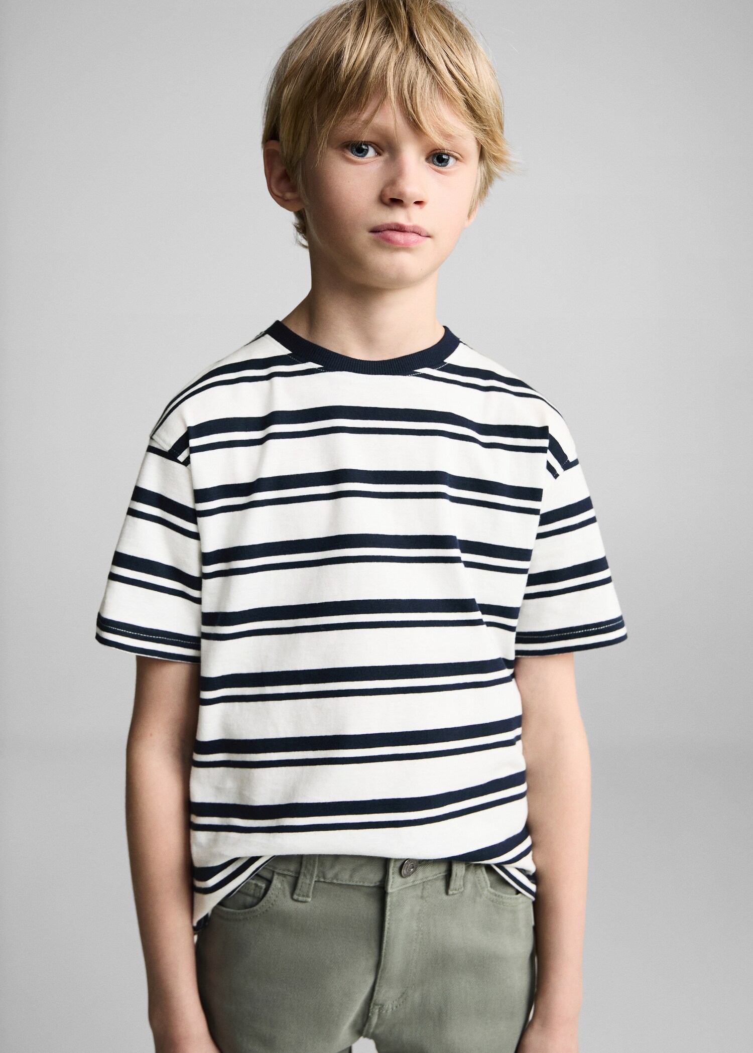 Gestreiftes Baumwoll-Shirt - Mittlere Ansicht