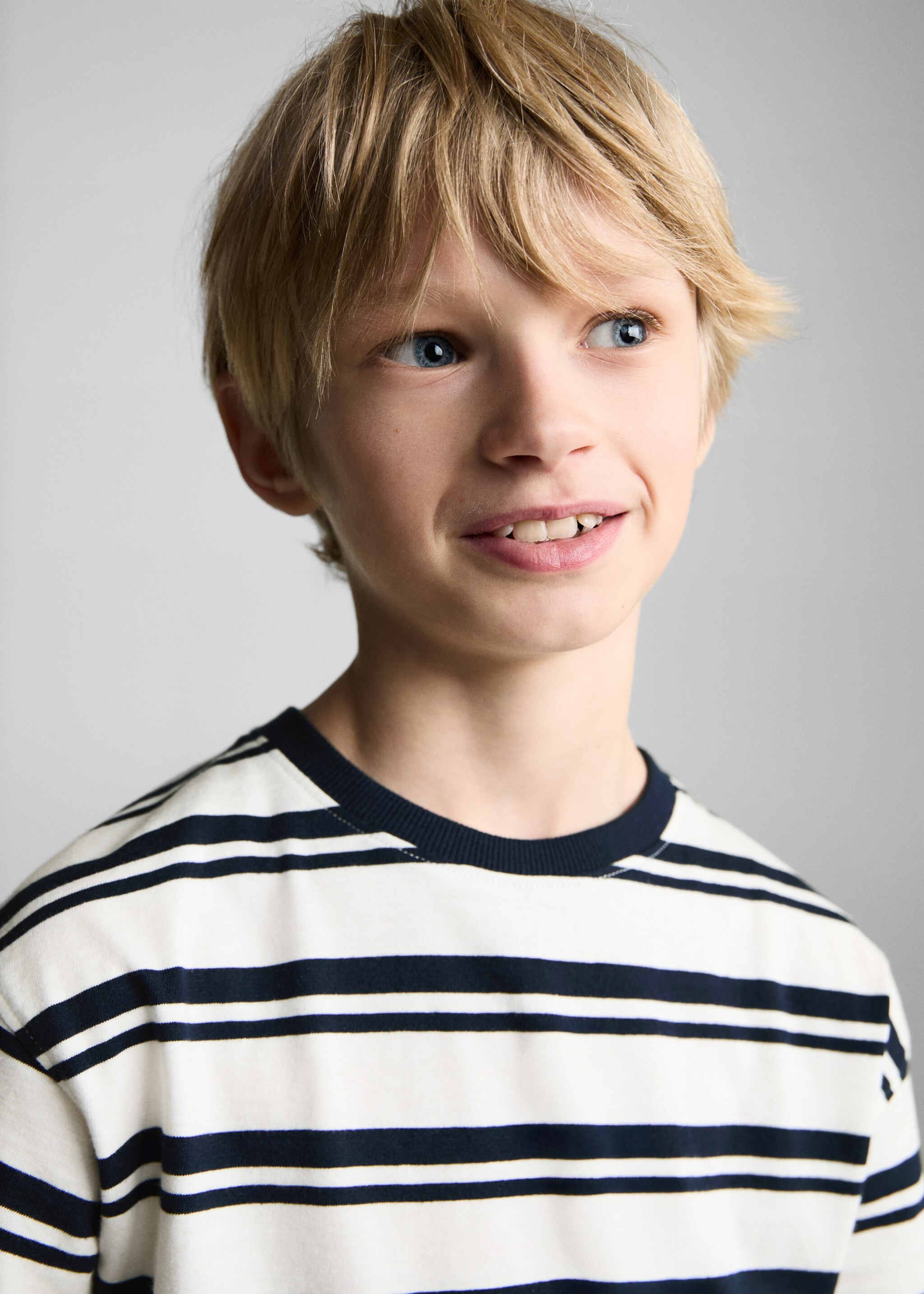 Striped cotton T-shirt - Details of the article 1