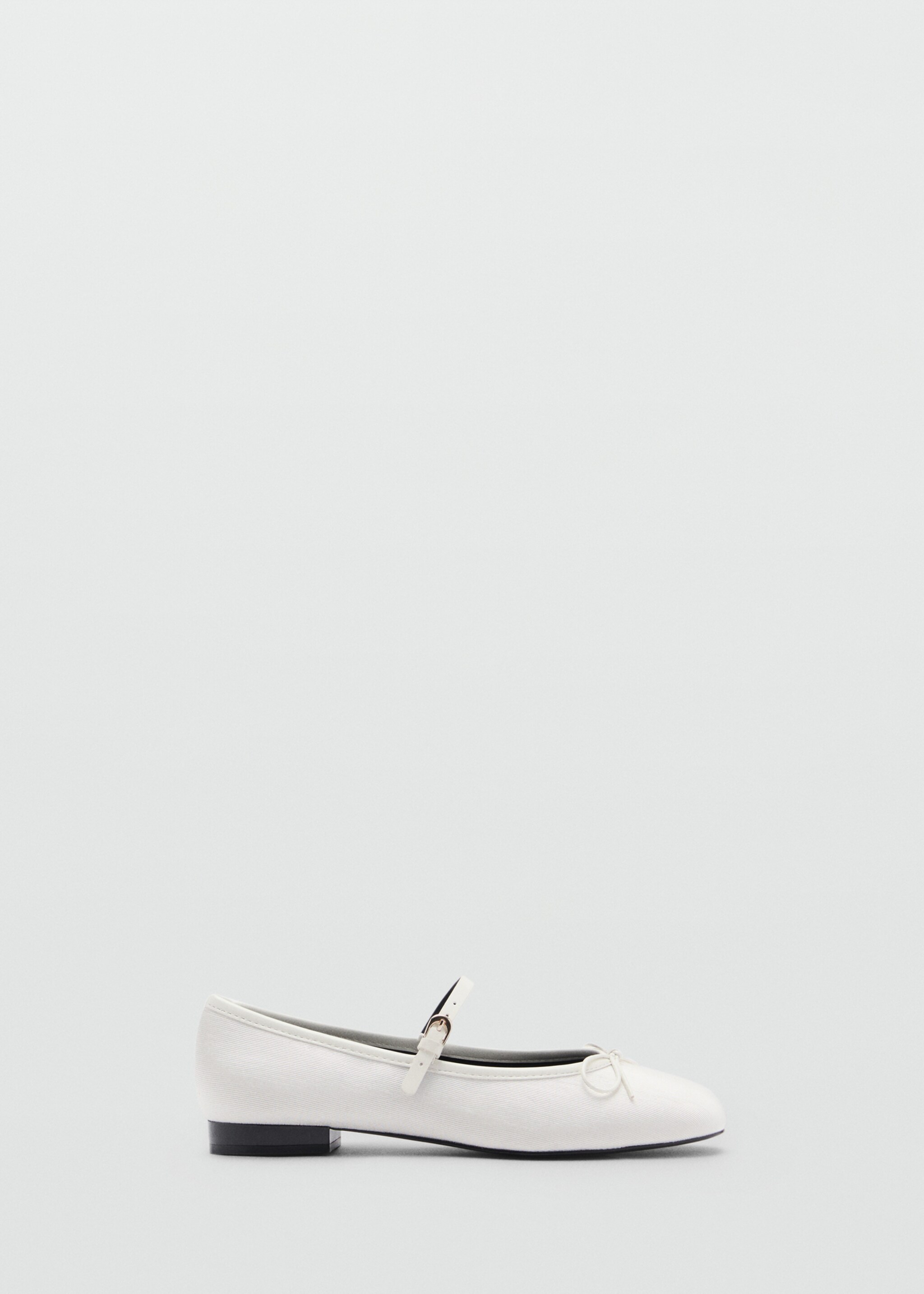 Ballerinas with strip and bow detail - Article without model