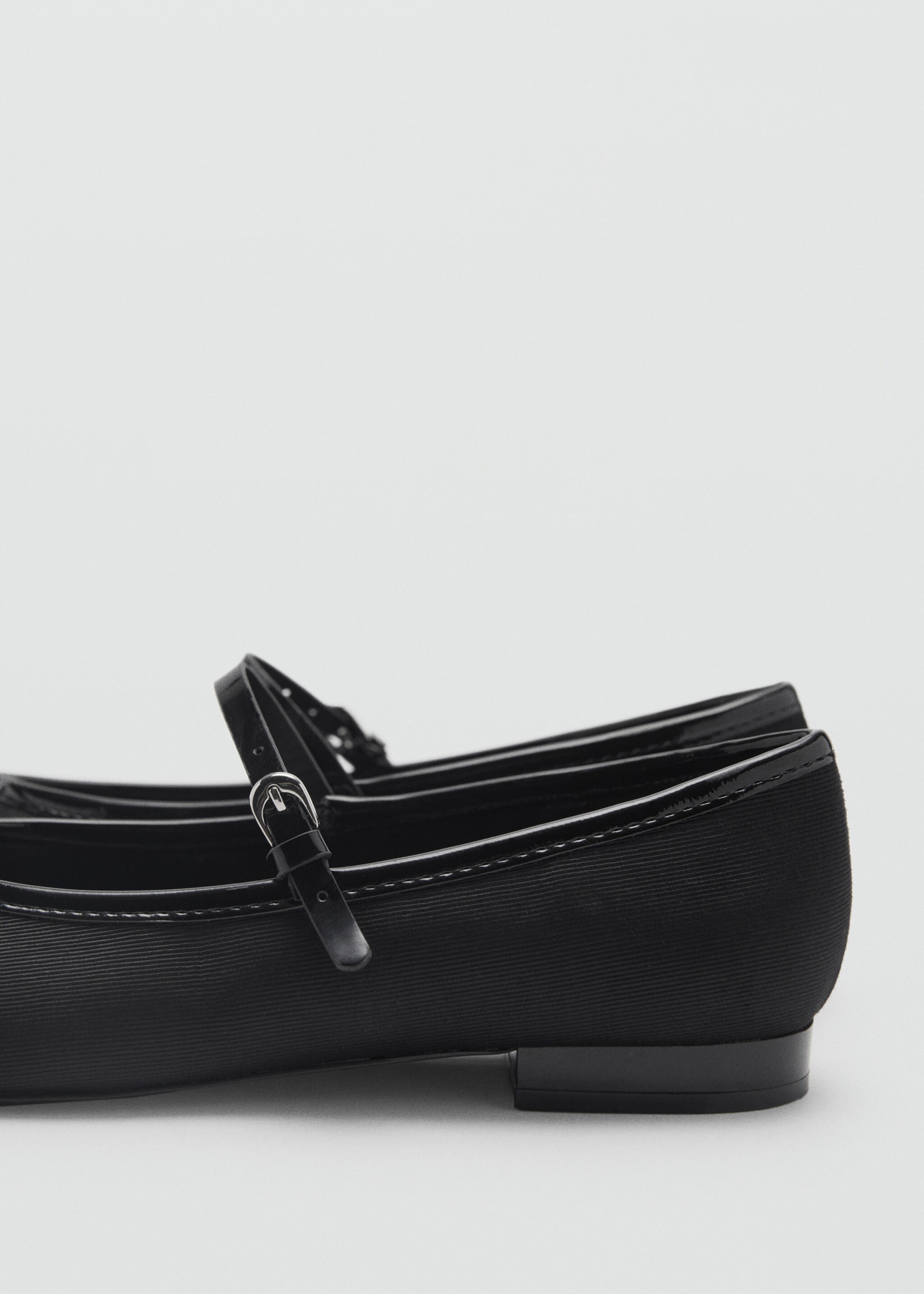 Ballerinas with strip and bow detail - Details of the article 1