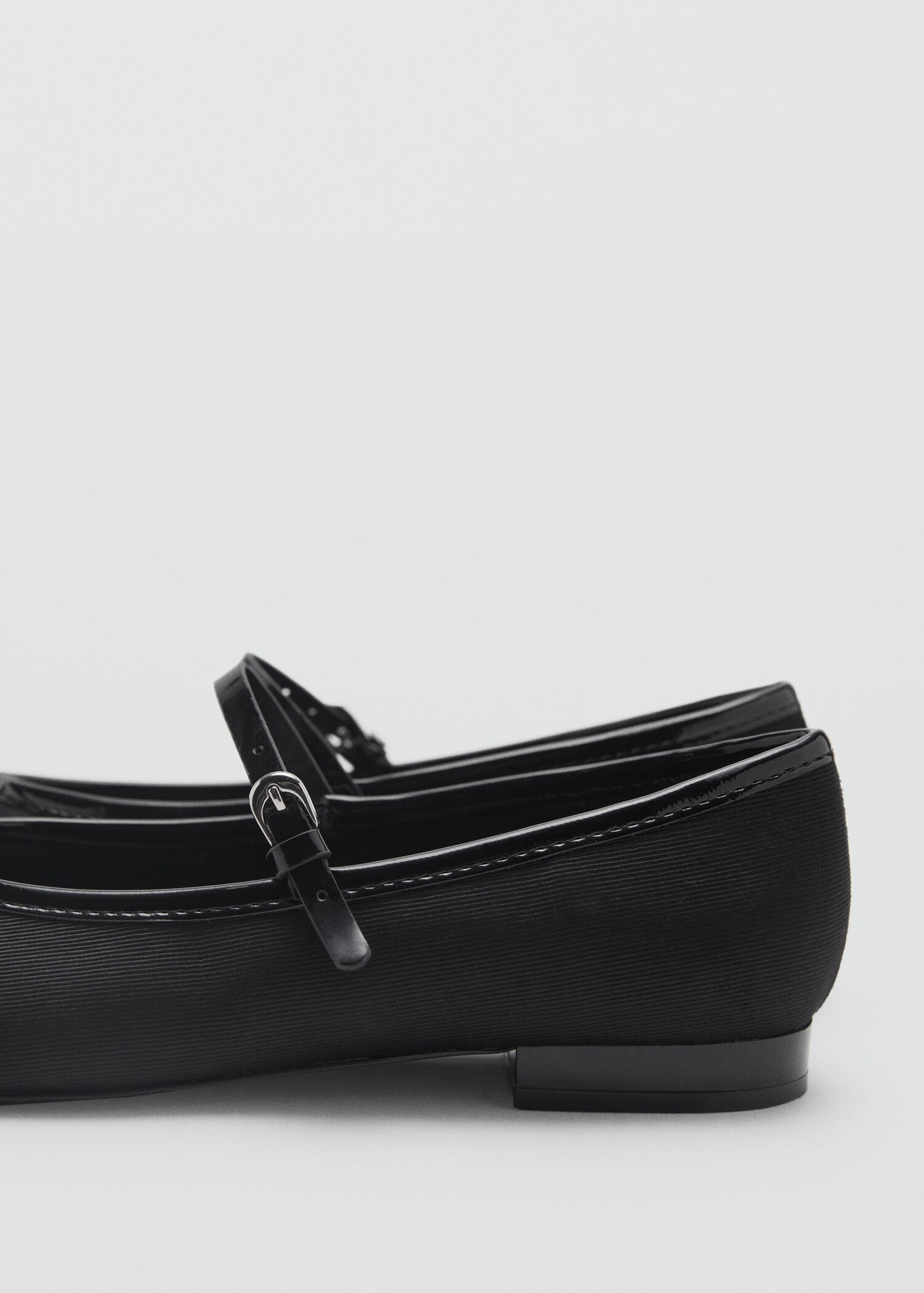 Ballerinas with strip and bow detail - Details of the article 1