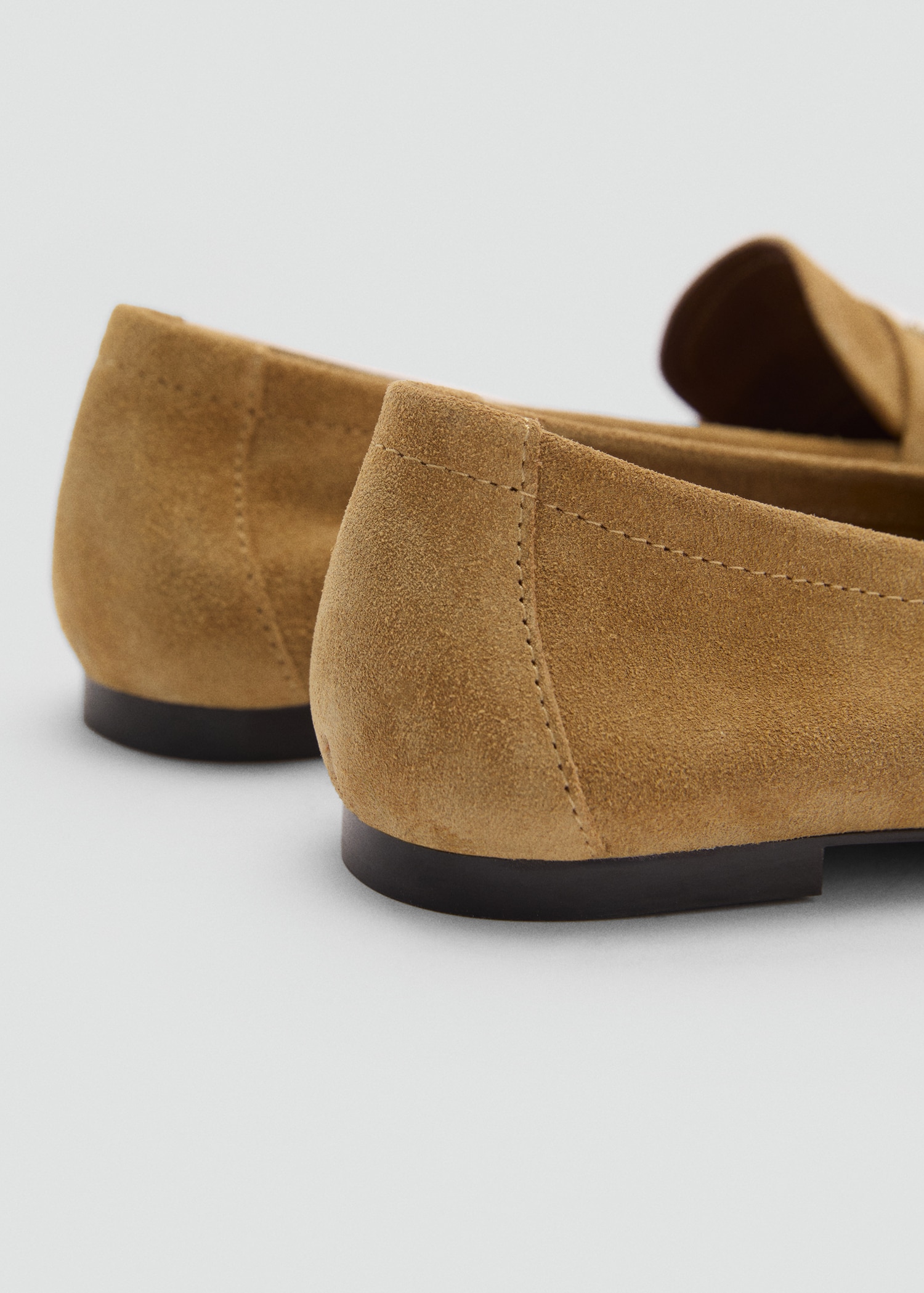 Buckle leather moccasins - Details of the article 1