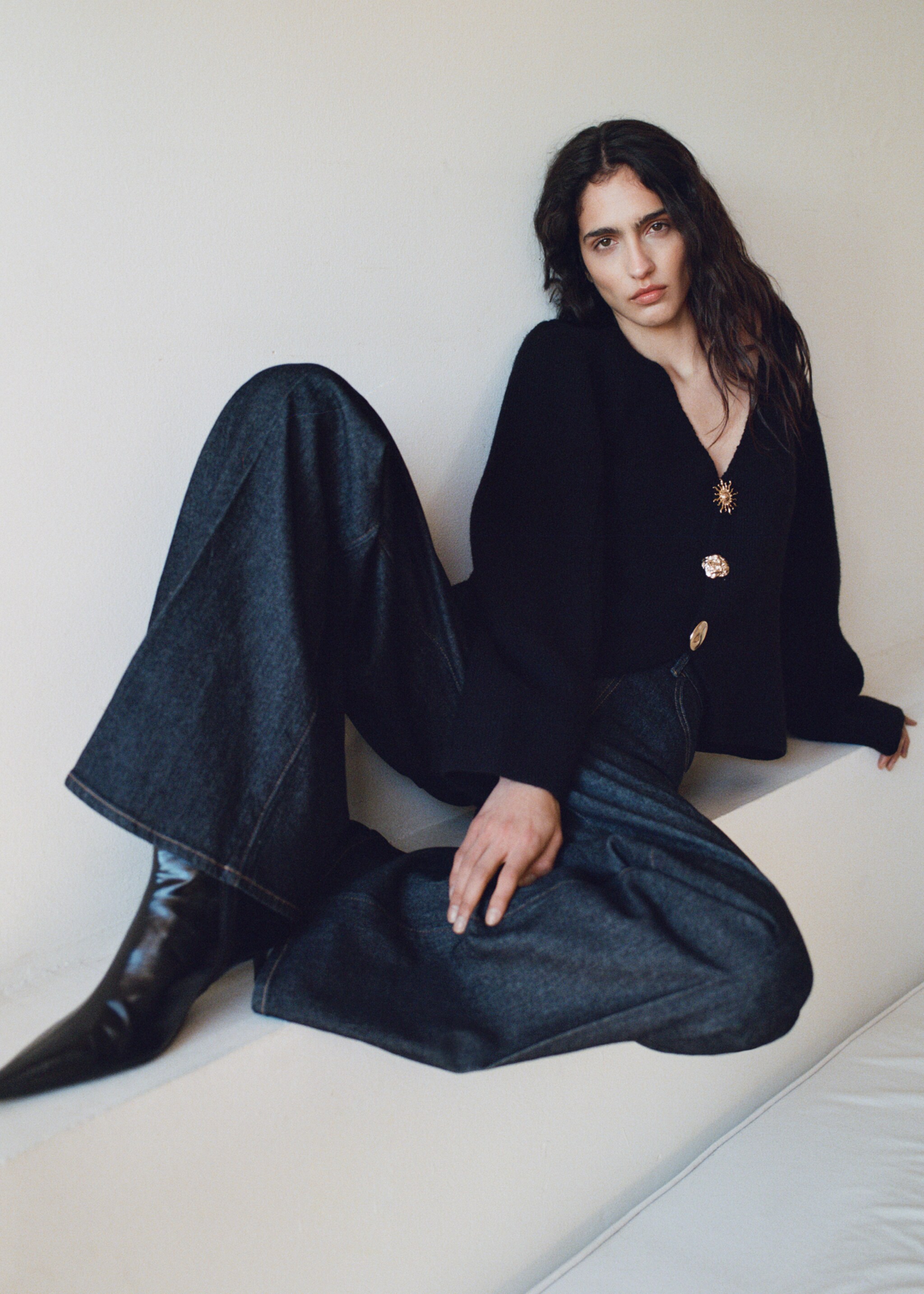 High-rise wide-leg rinse-wash jeans - Details of the article 6