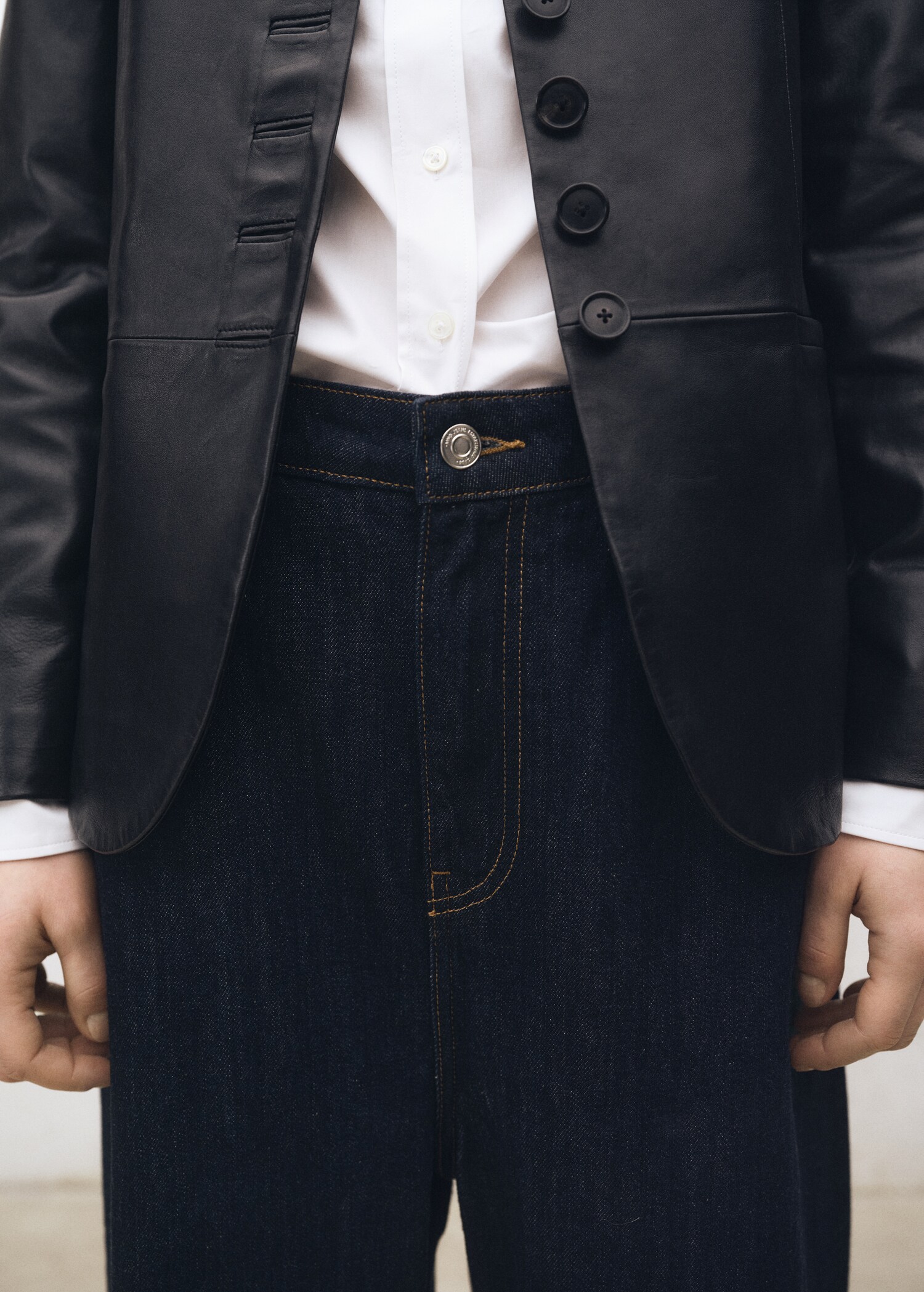 Low-rise wide-leg rinse-wash jeans - Medium plane
