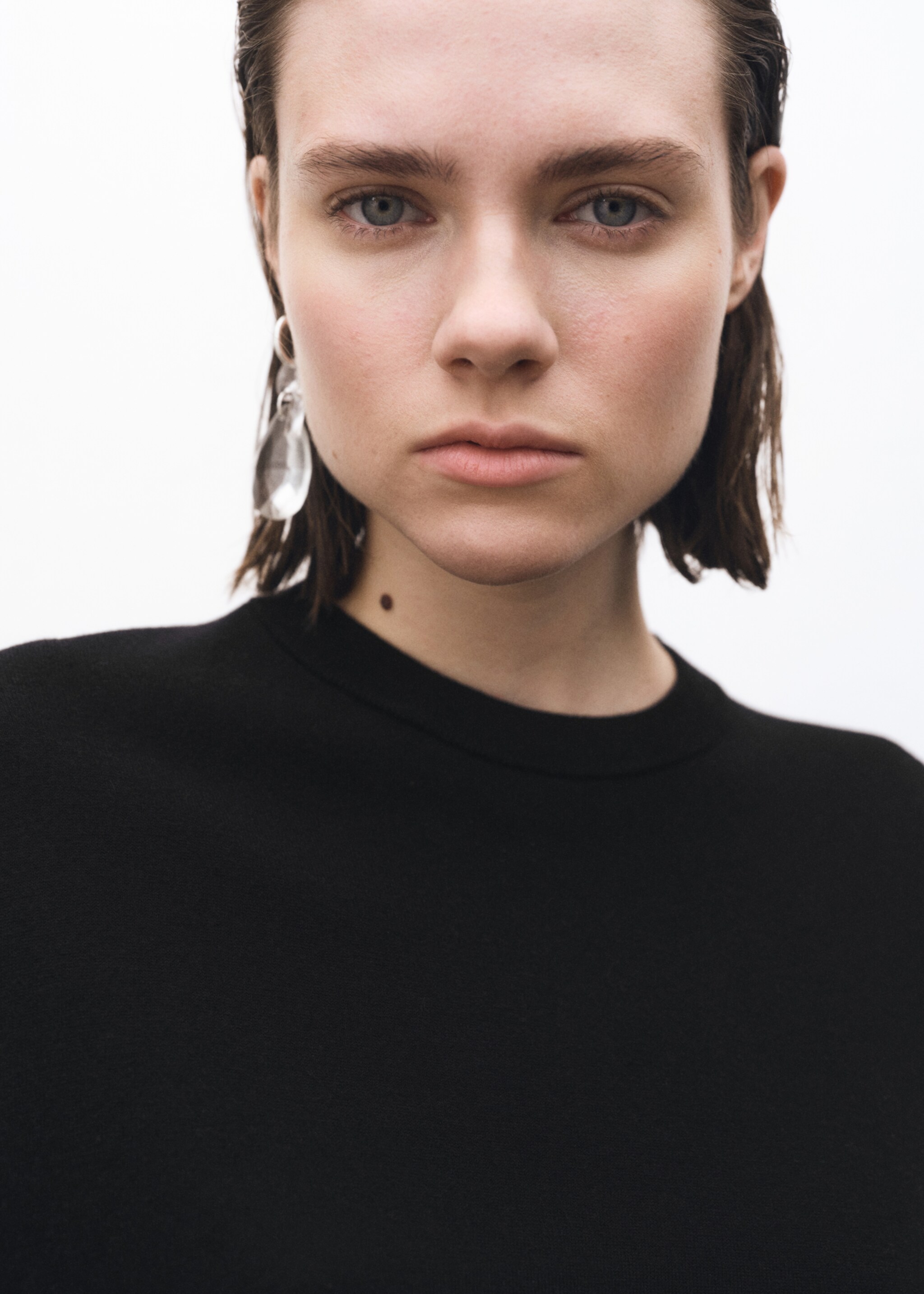 Wool-blend round-neck sweater - Details of the article 1