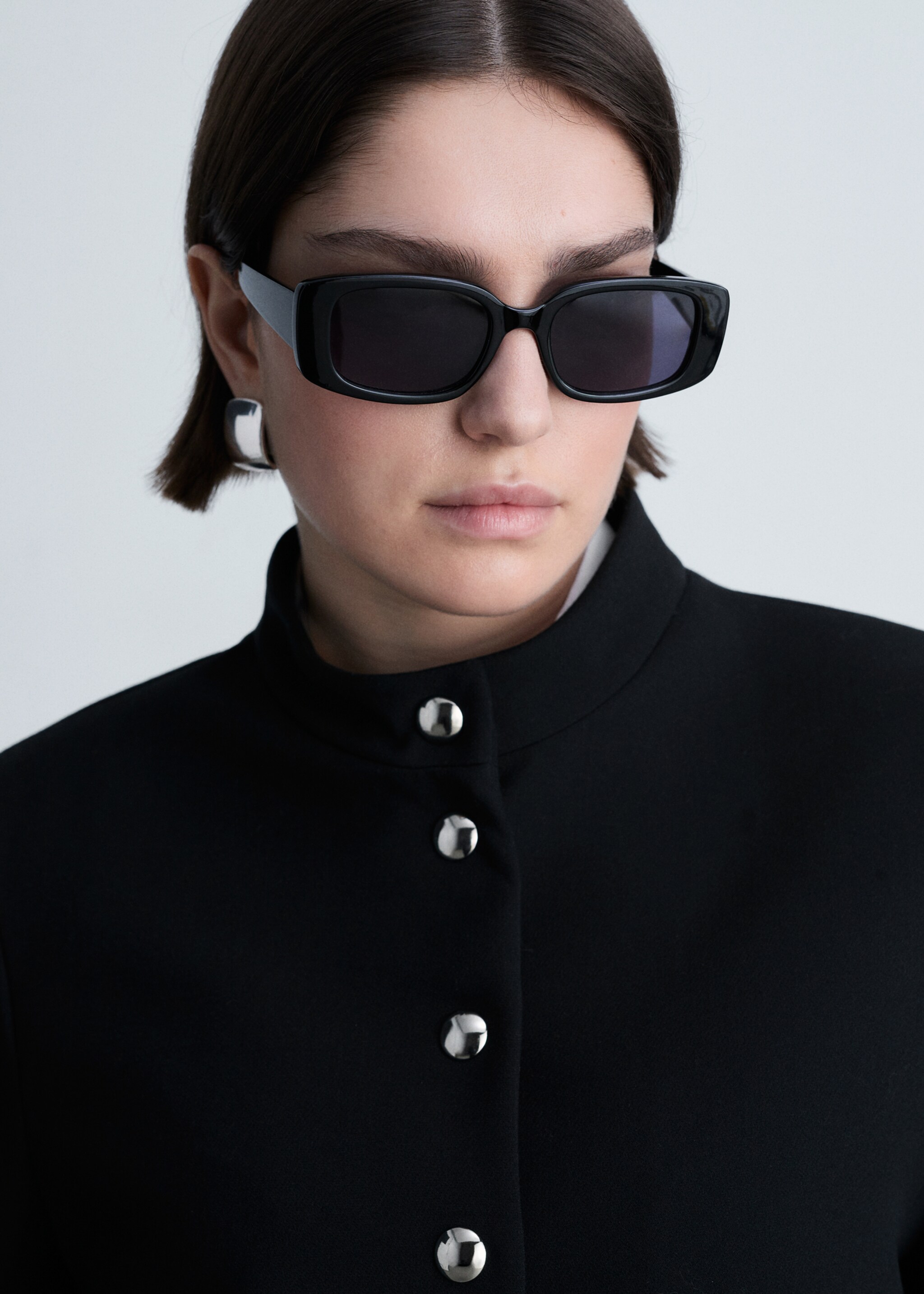 Chaqueta cuello tira botones joya - Detalle del artículo 4