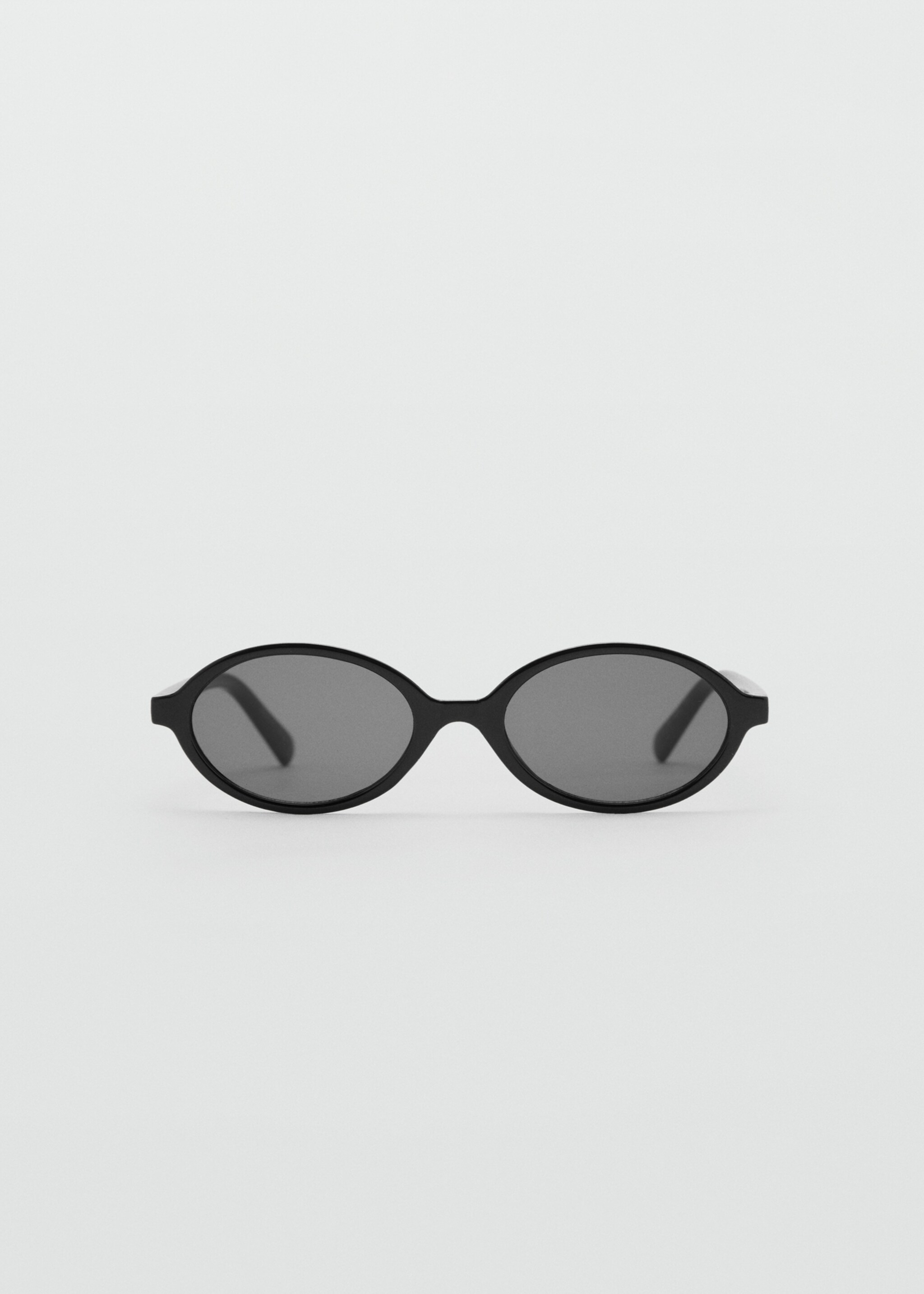 Oval sunglasses - Article without model