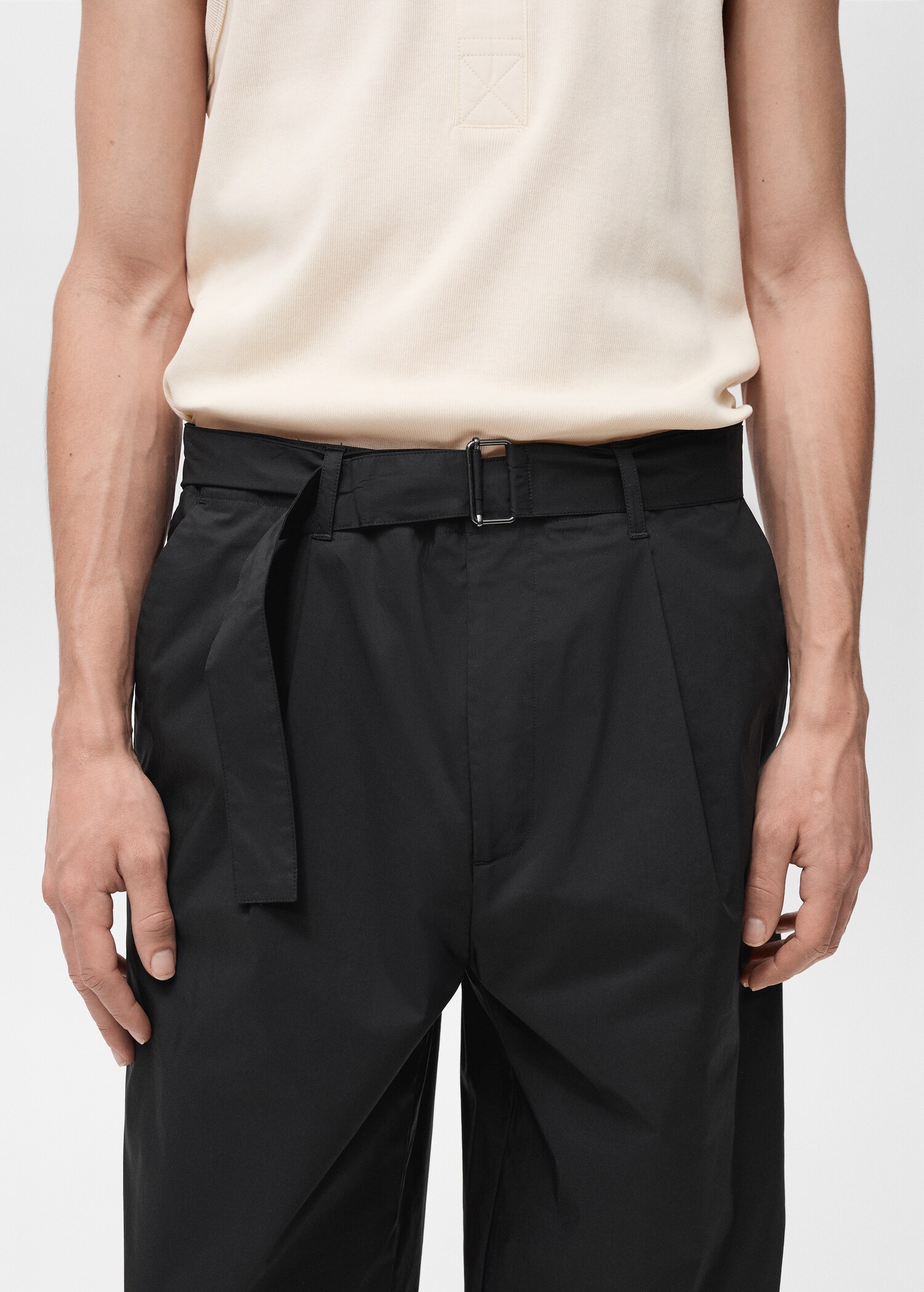 Relaxed-fit technical trousers - Details of the article 1