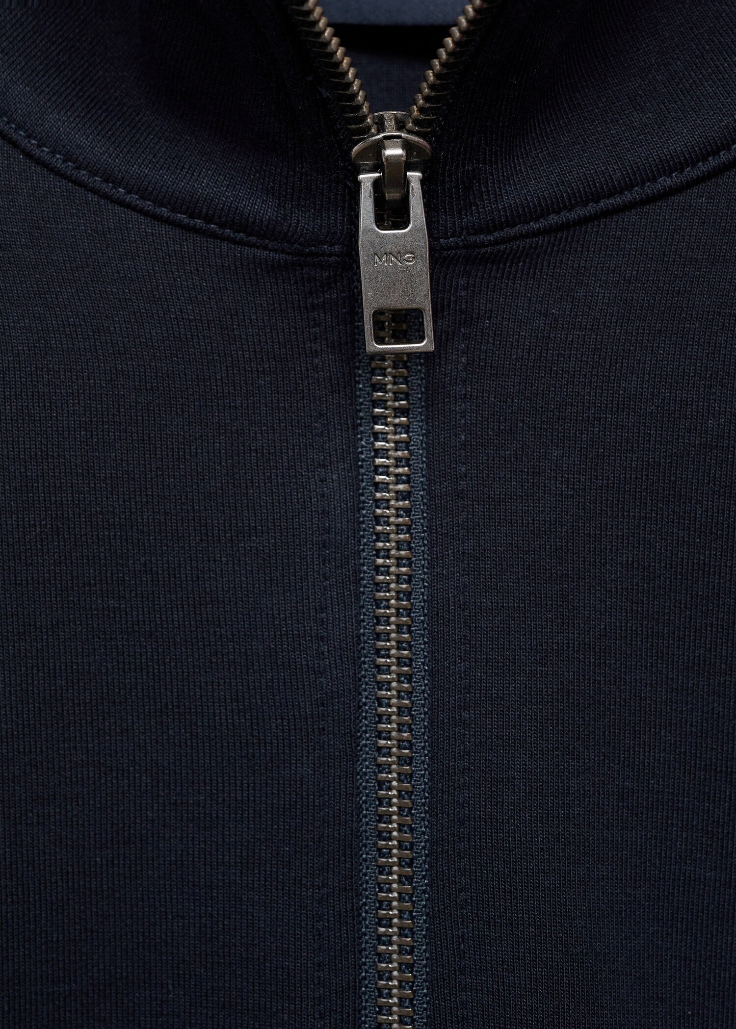 Sweatshirt i bomull med dragkedja och normal passform - Detaljer om artikeln 8