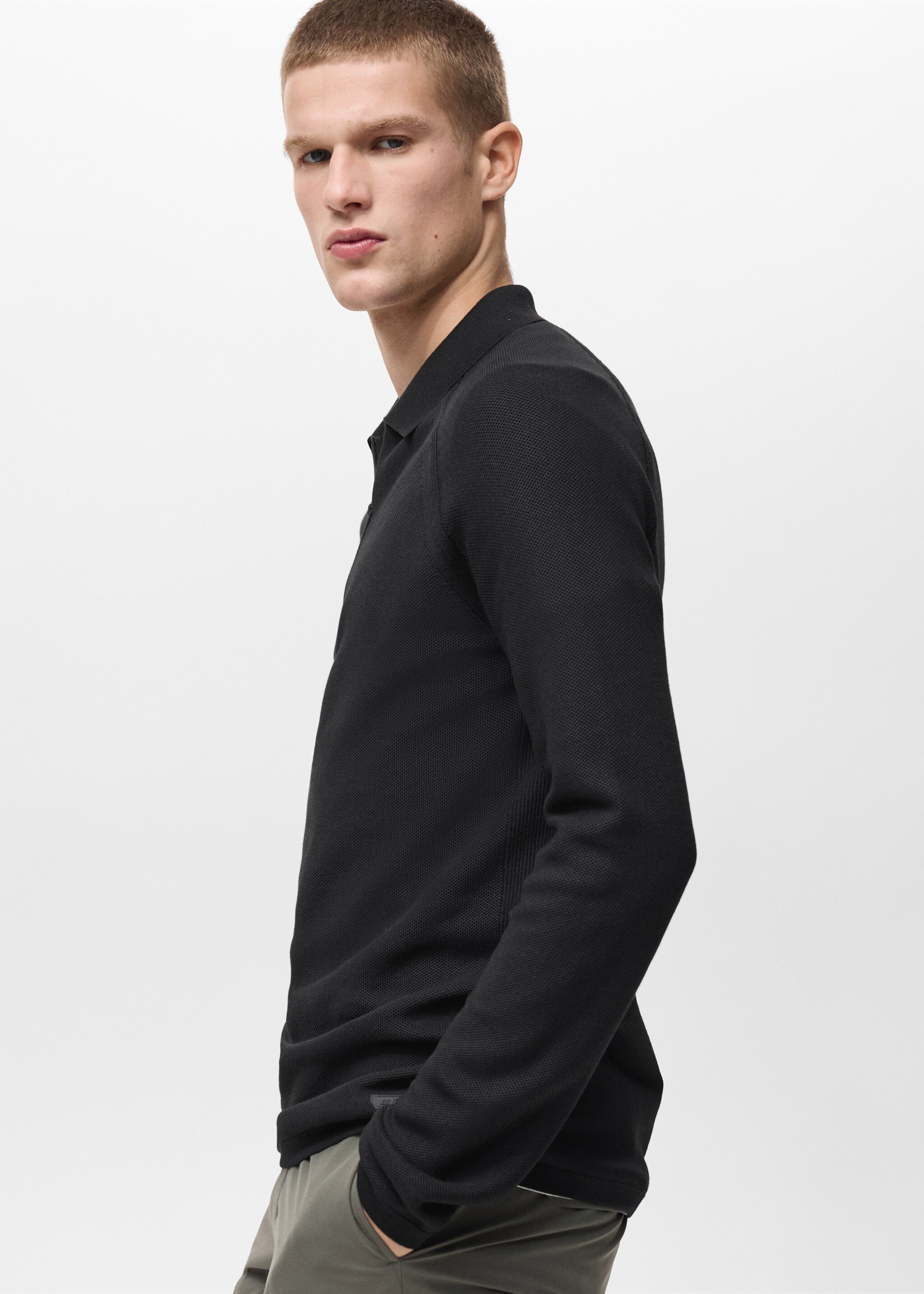เสื้อโปโลมีโครงสร้างเทคโนโลยี COOLMAX® - รายละเอียดของสินค้า 2