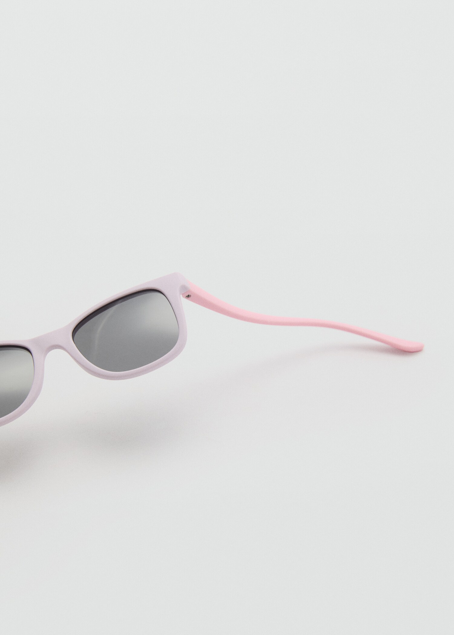 Resin frame sunglasses - Details of the article 1