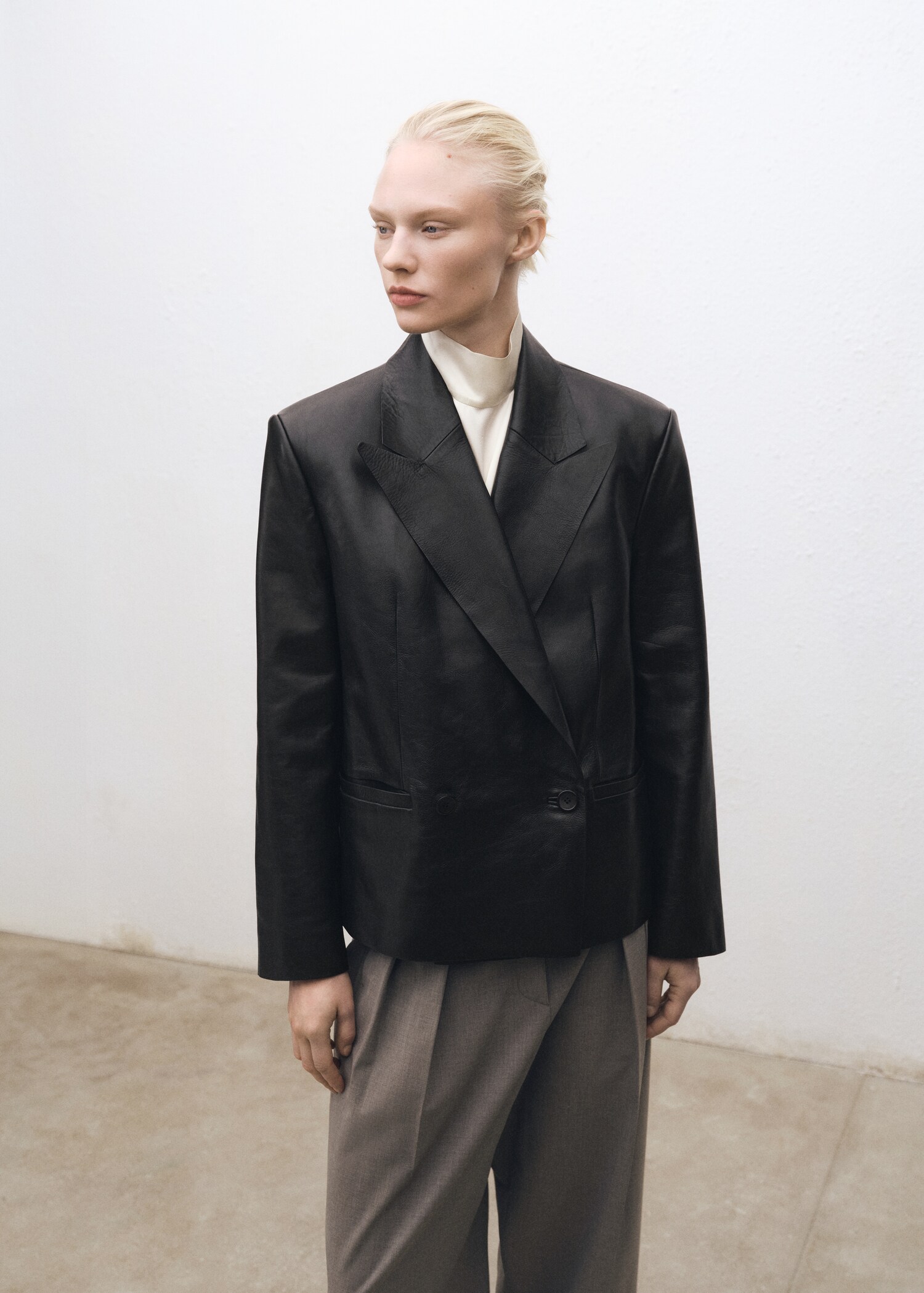 Double-breasted leather jacket - Medium plane