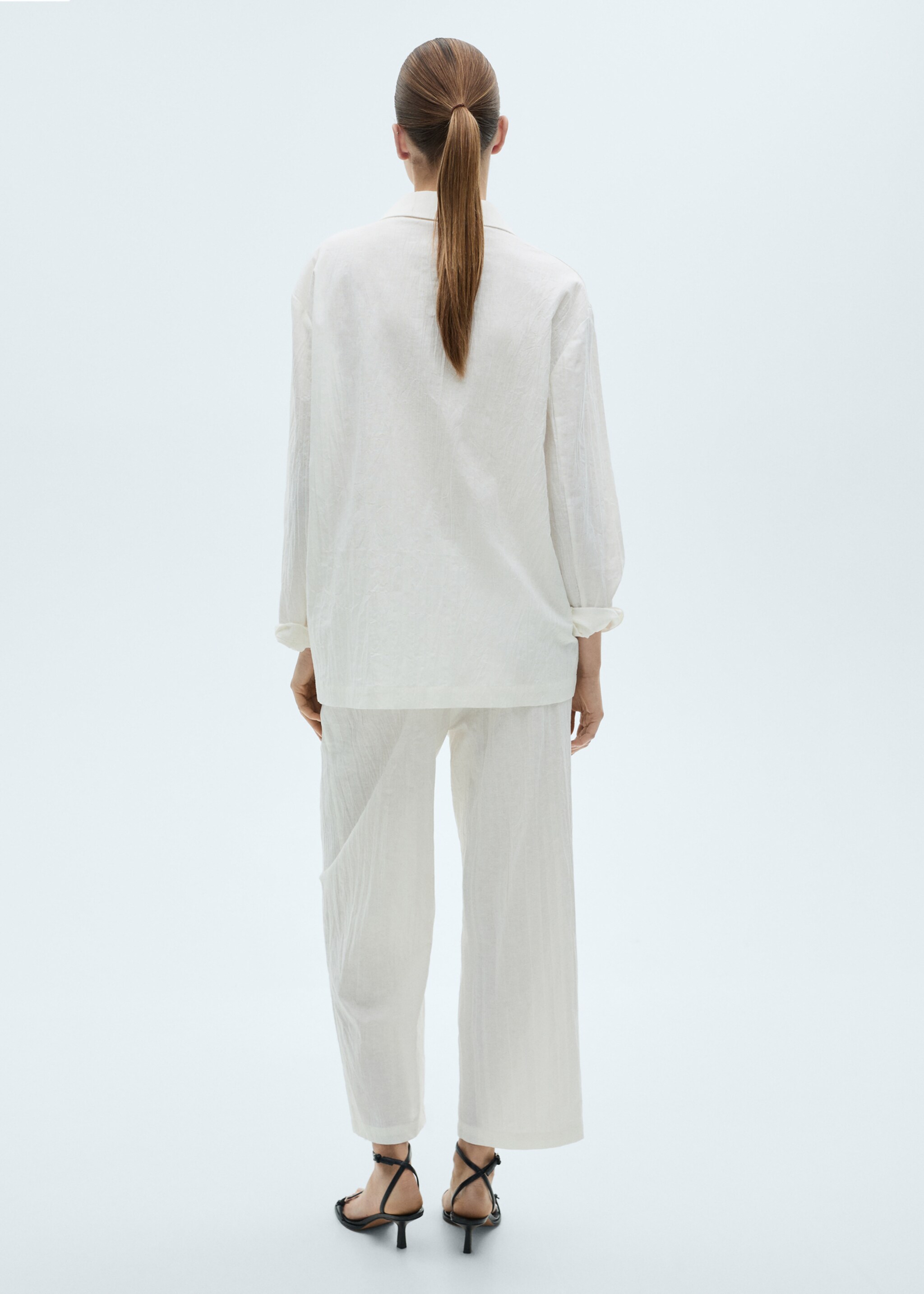 Pantalón traje culotte mezcla lino - Reverso del artículo
