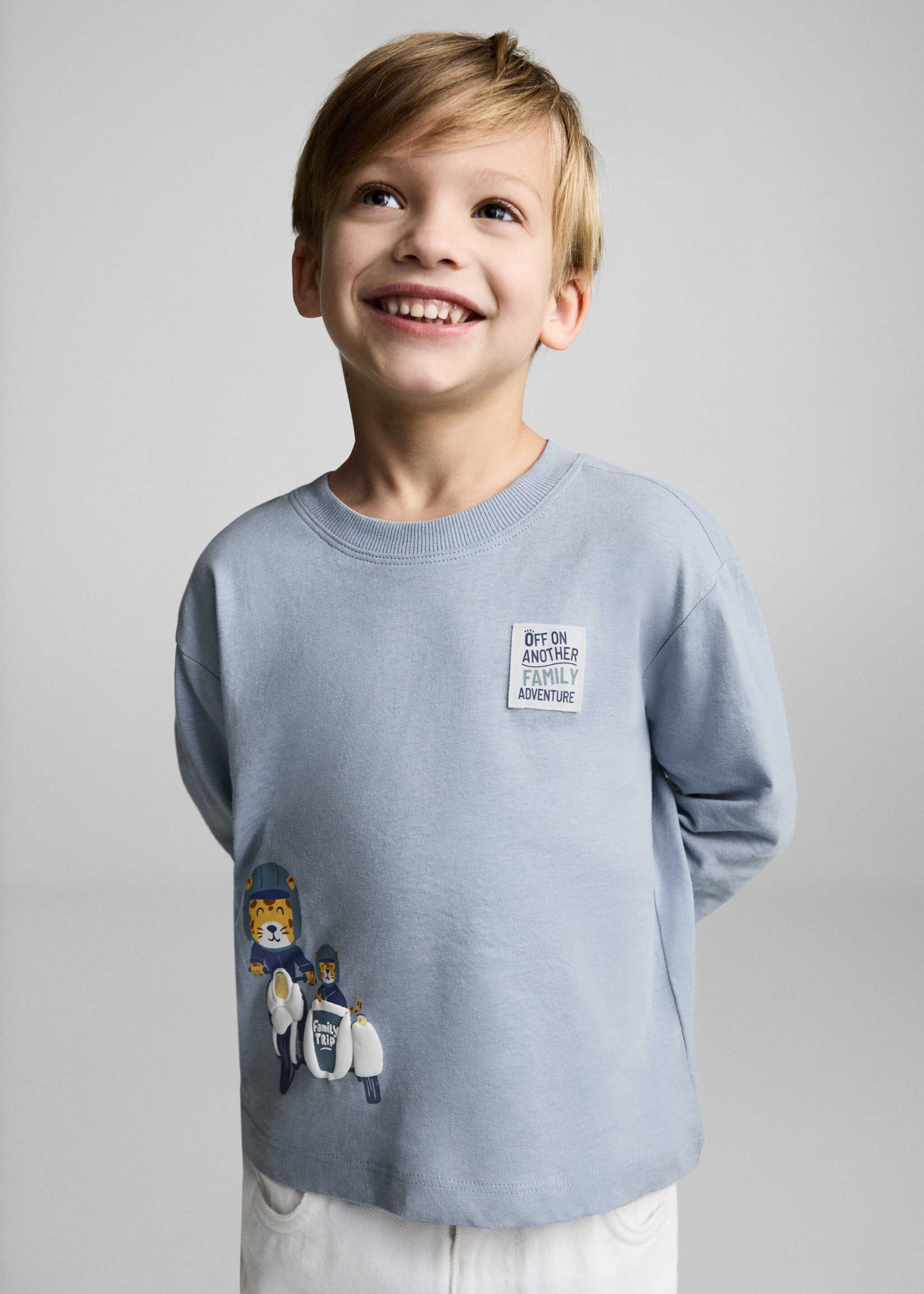 T-shirt en coton à dessin - Plan moyen