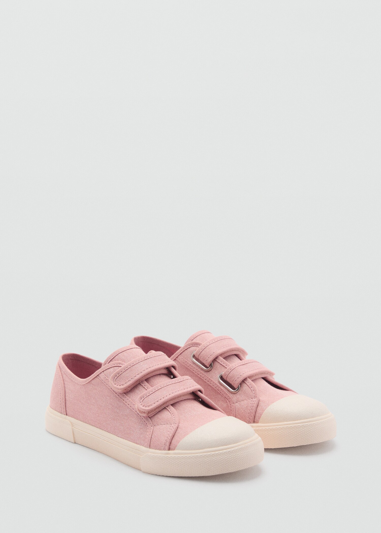 Deportivas tiras velcro - Plano medio