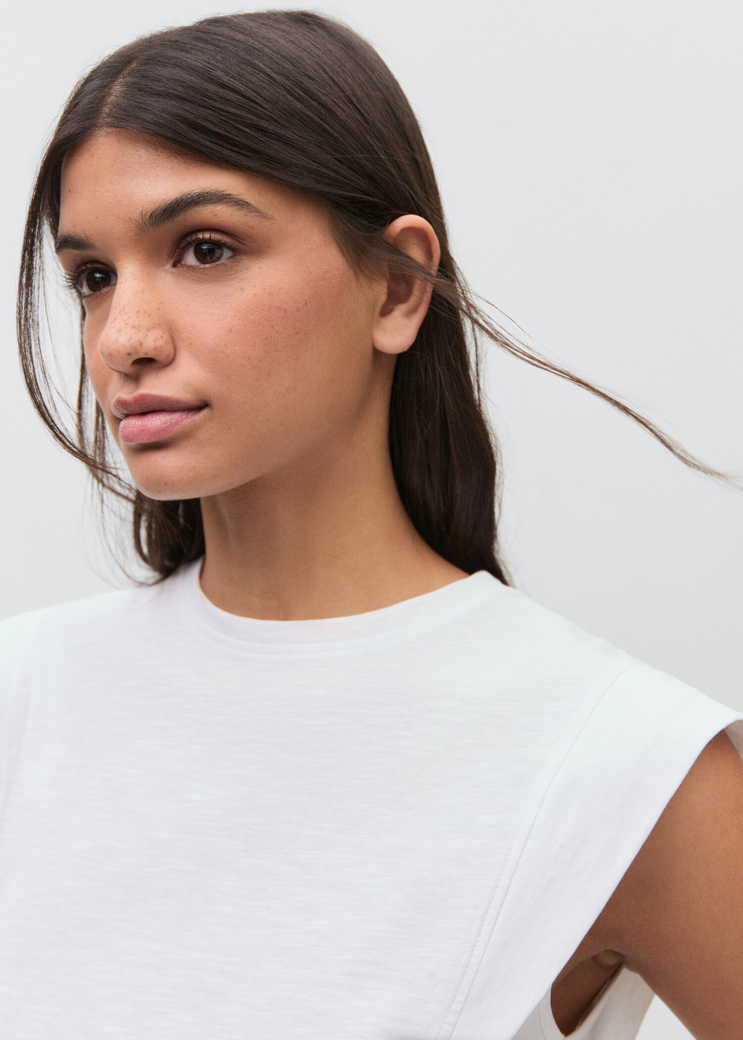 Pleated T-shirt - Details of the article 1