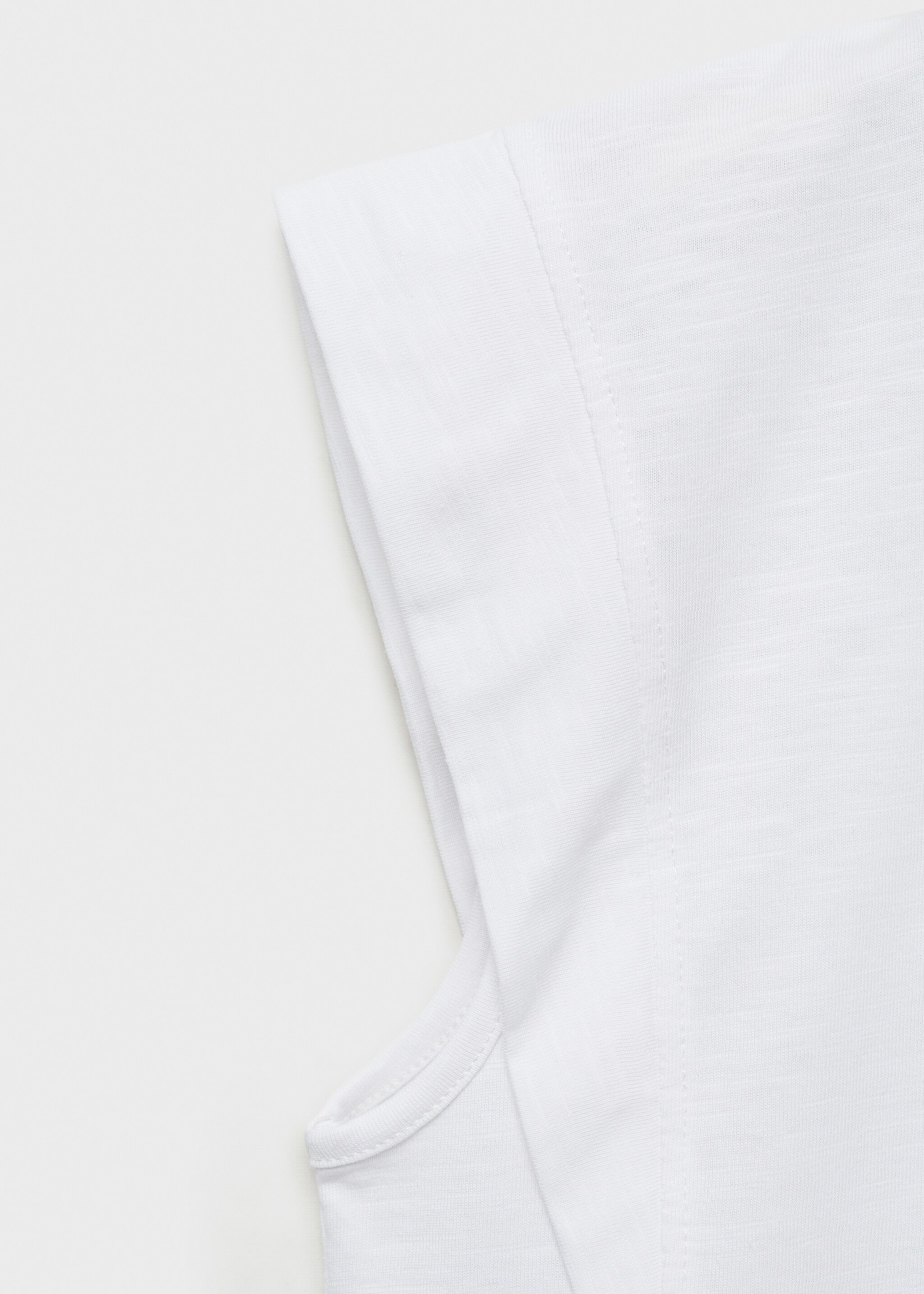 Pleated T-shirt - Details of the article 8