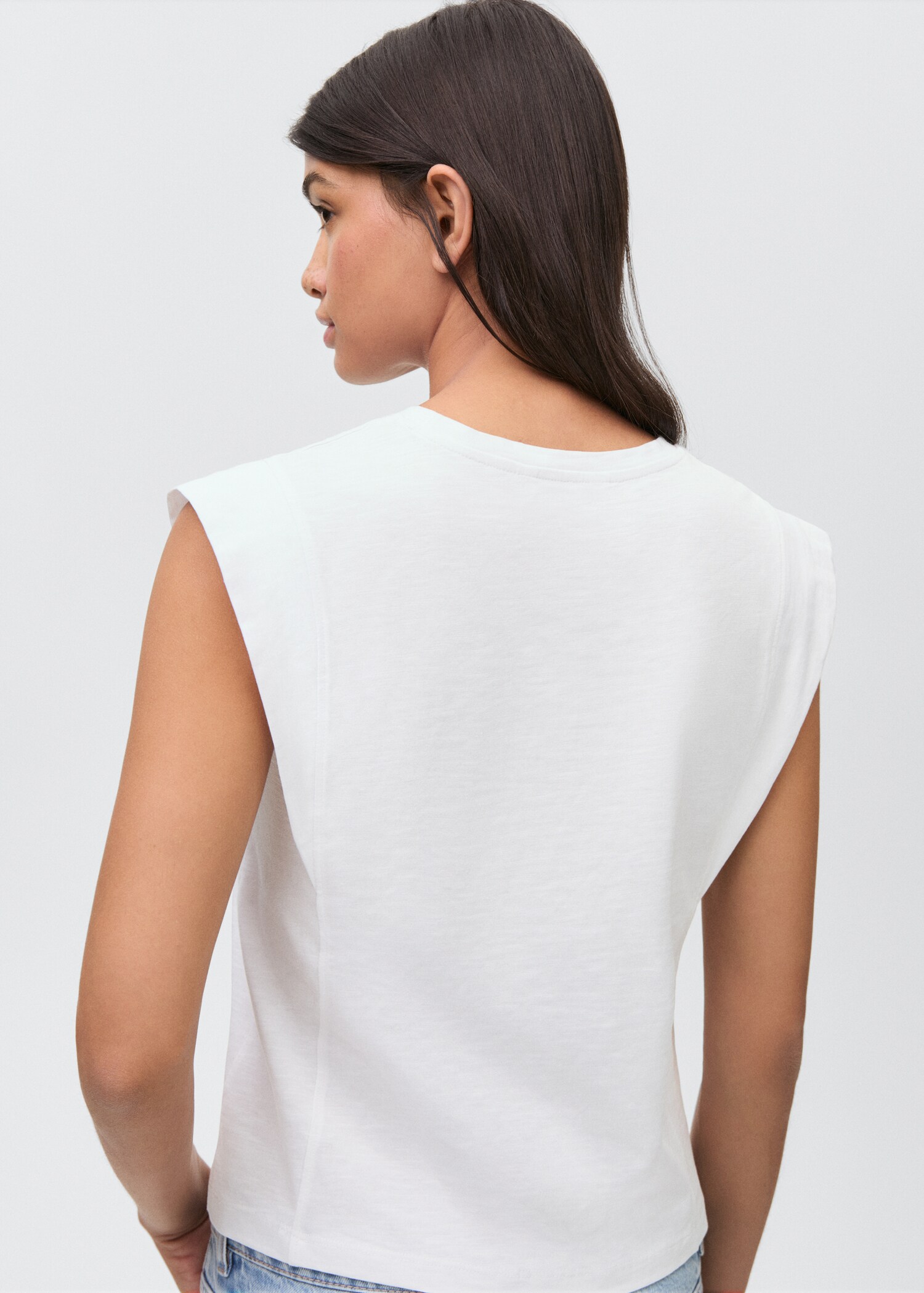Pleated T-shirt - Reverse of the article