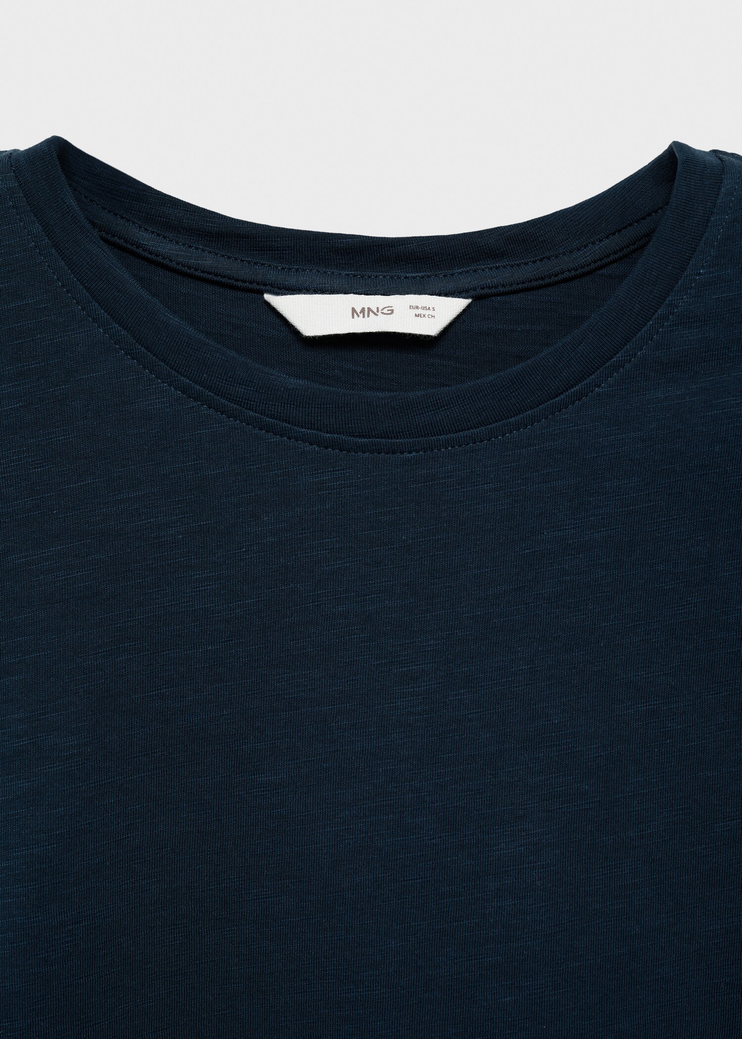 Pleated T-shirt - Details of the article 0