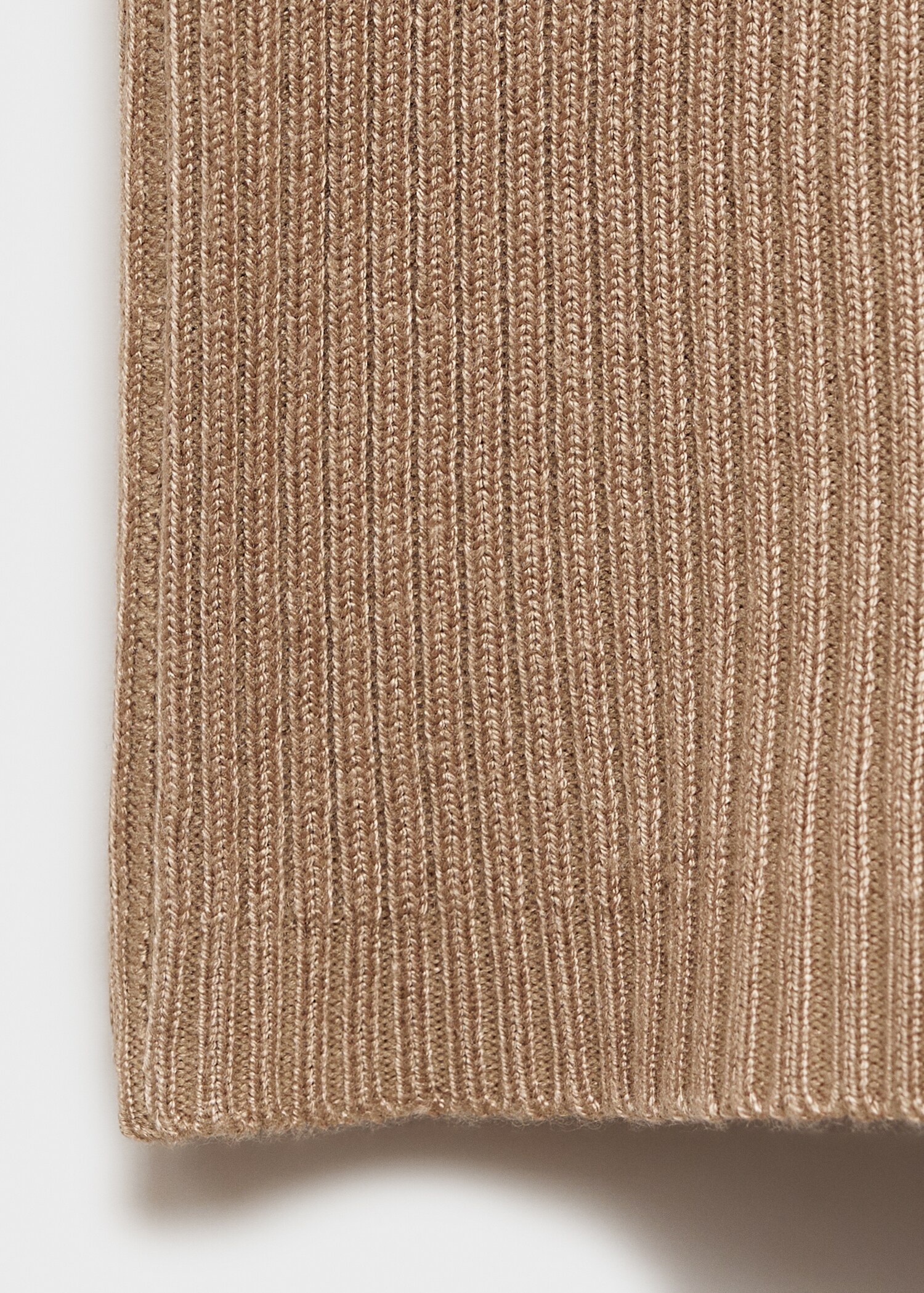 Geribde top met open rug - Detail van het artikel 0