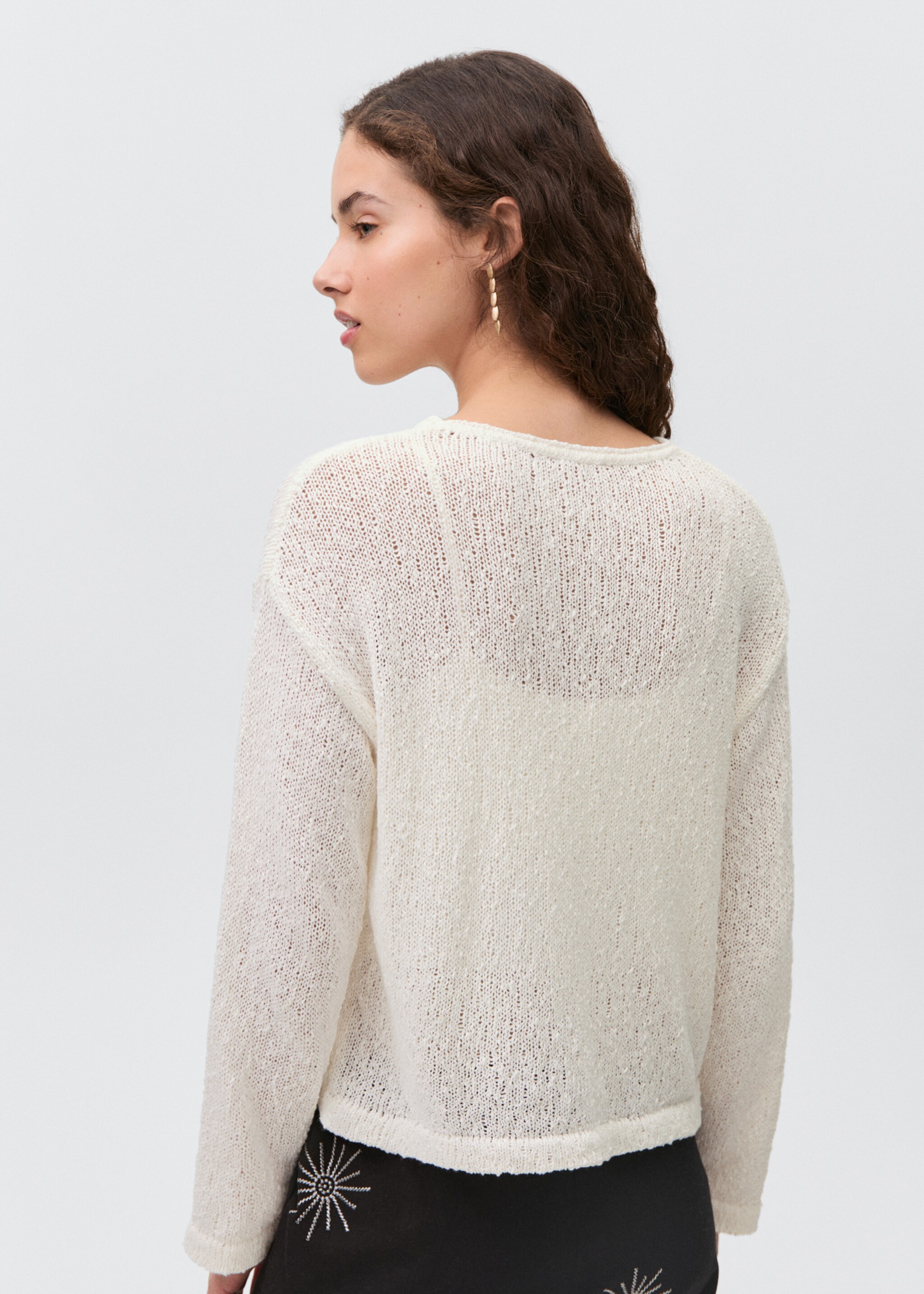 Textured knit sweater - Reverse of the article