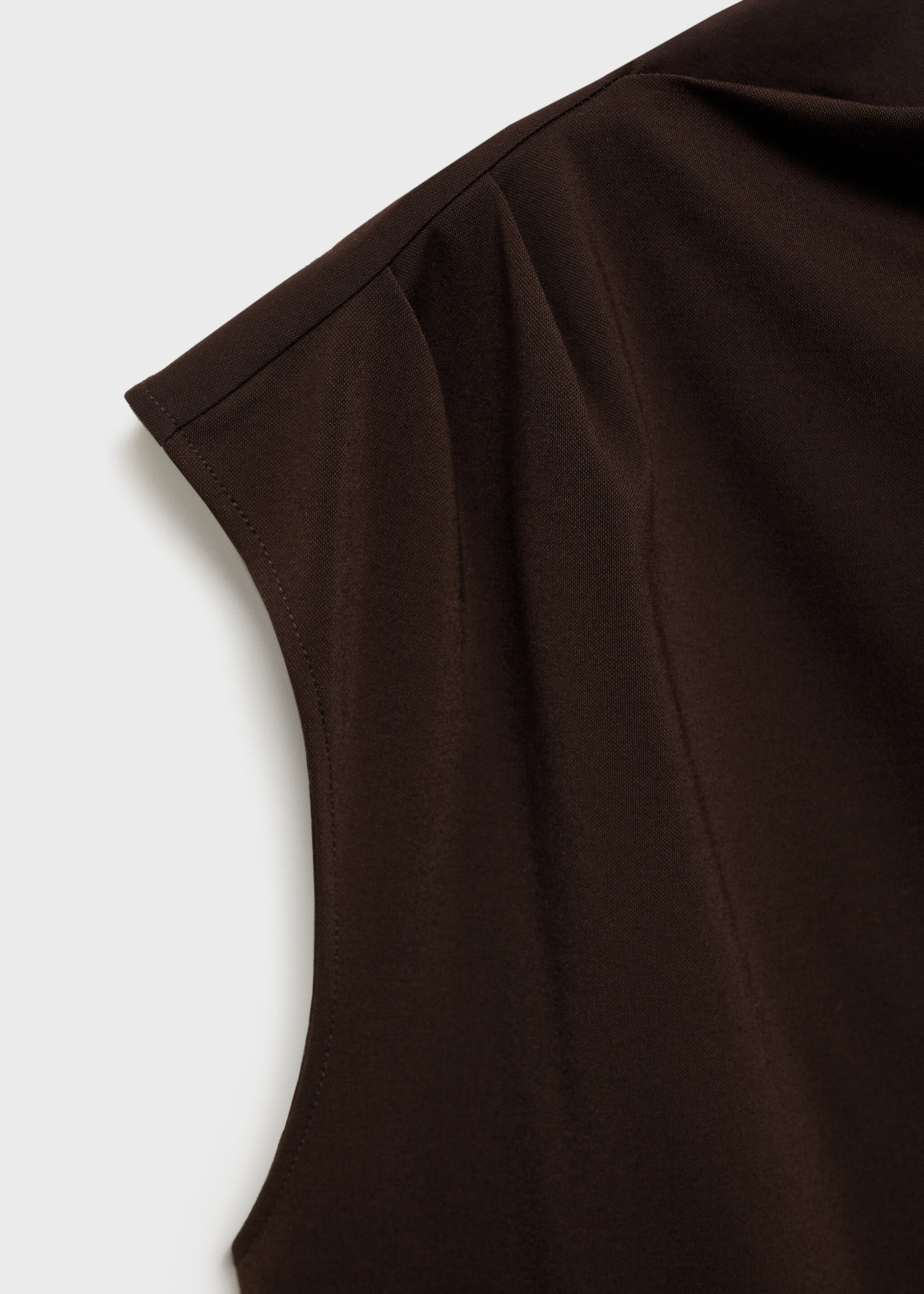 Camiseta cuello drapeado sin mangas - Detalle del artículo 8