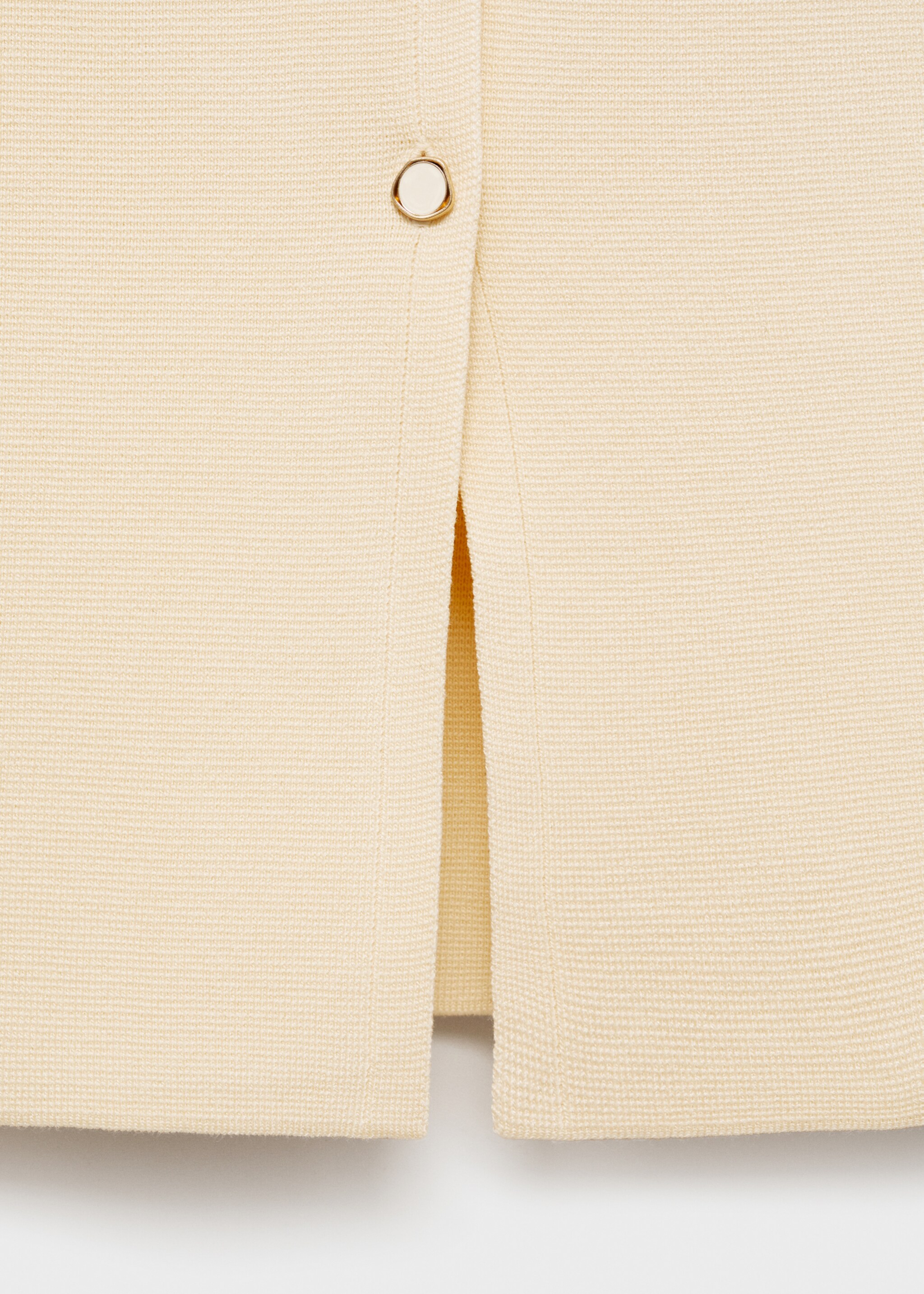 Fine-knit waistcoat with buttons - Details of the article 8