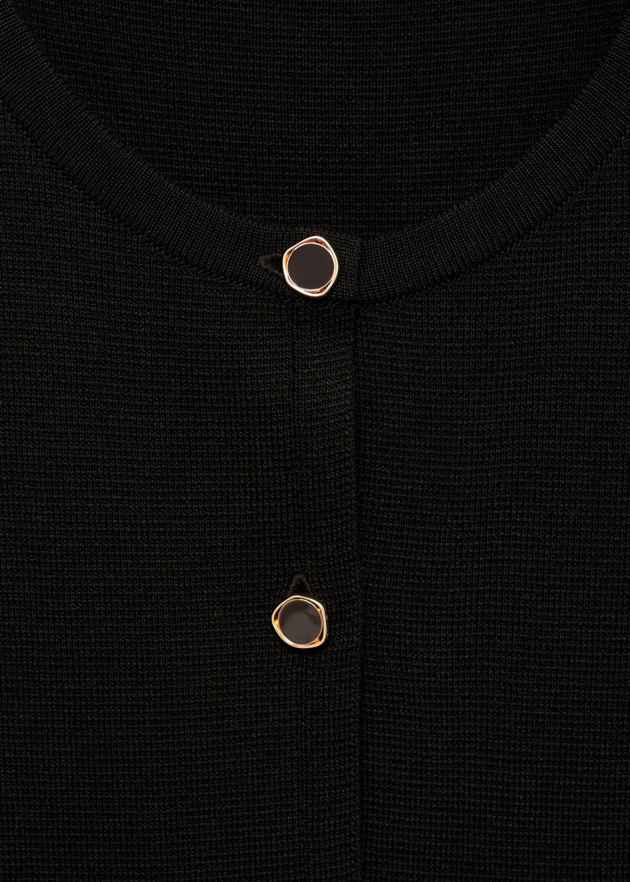 Fine-knit waistcoat with buttons - Details of the article 8