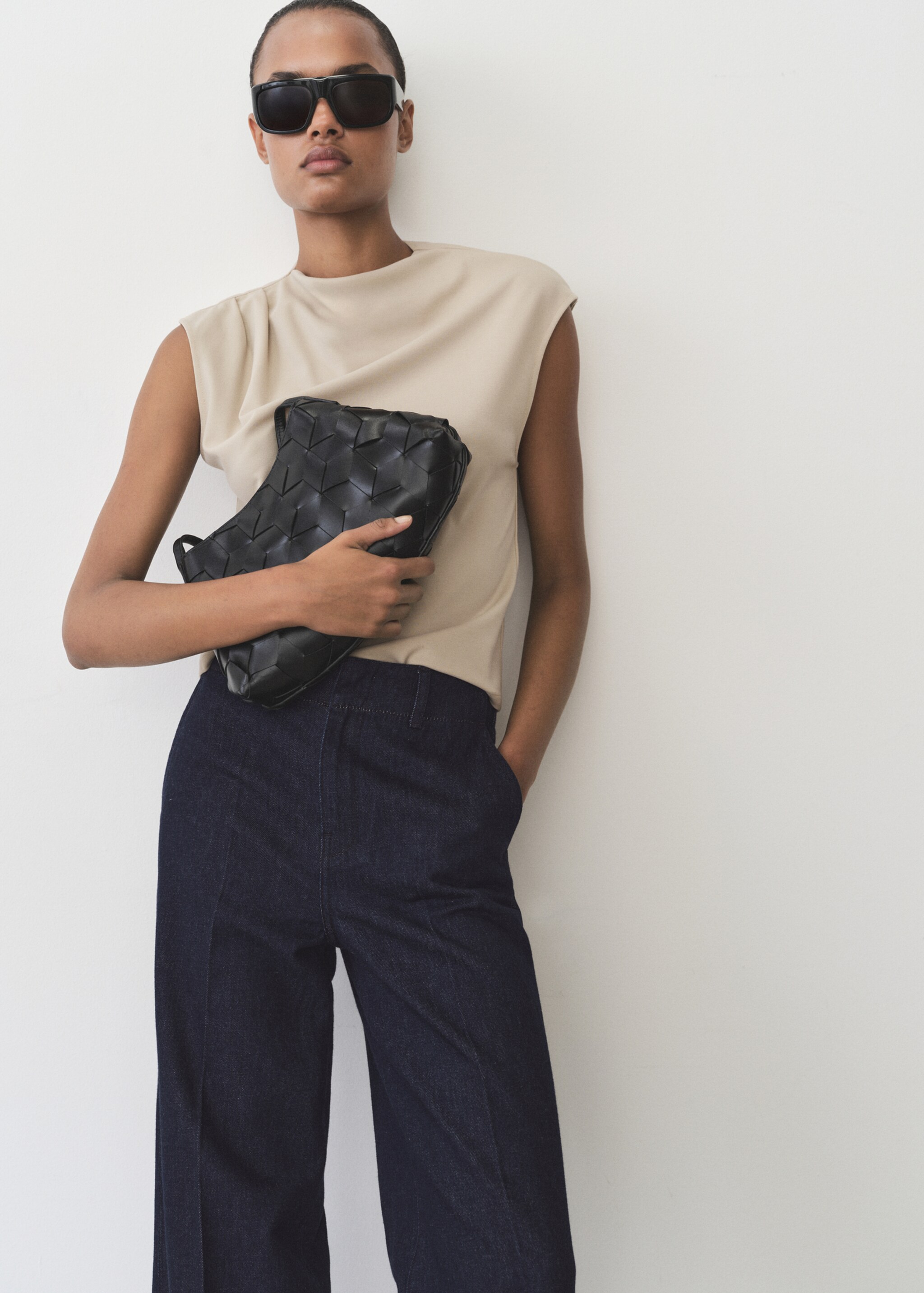 Wide-leg denim trousers - Details of the article 1