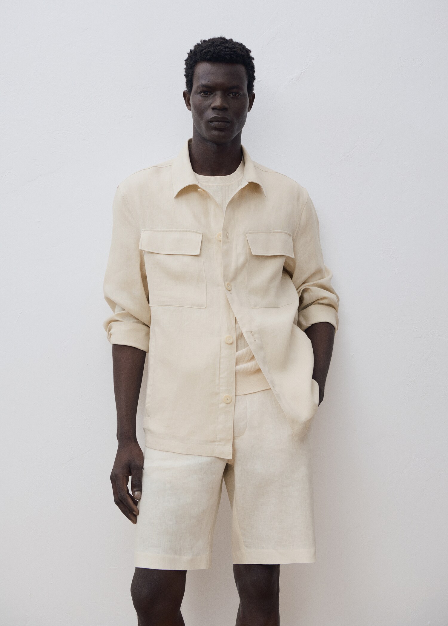 100% linen overshirt with pockets - Details of the article 5