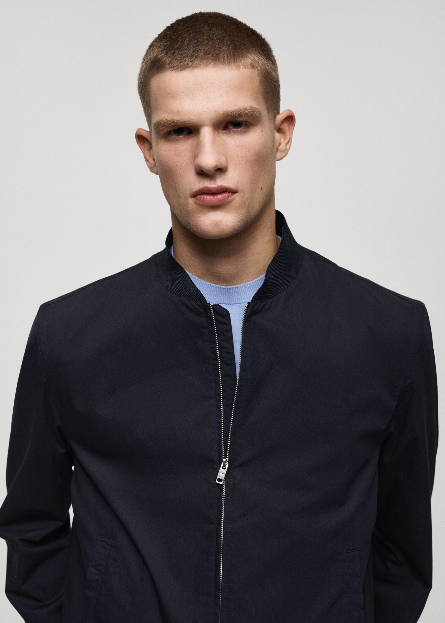 100% cotton bomber jacket - Details of the article 1