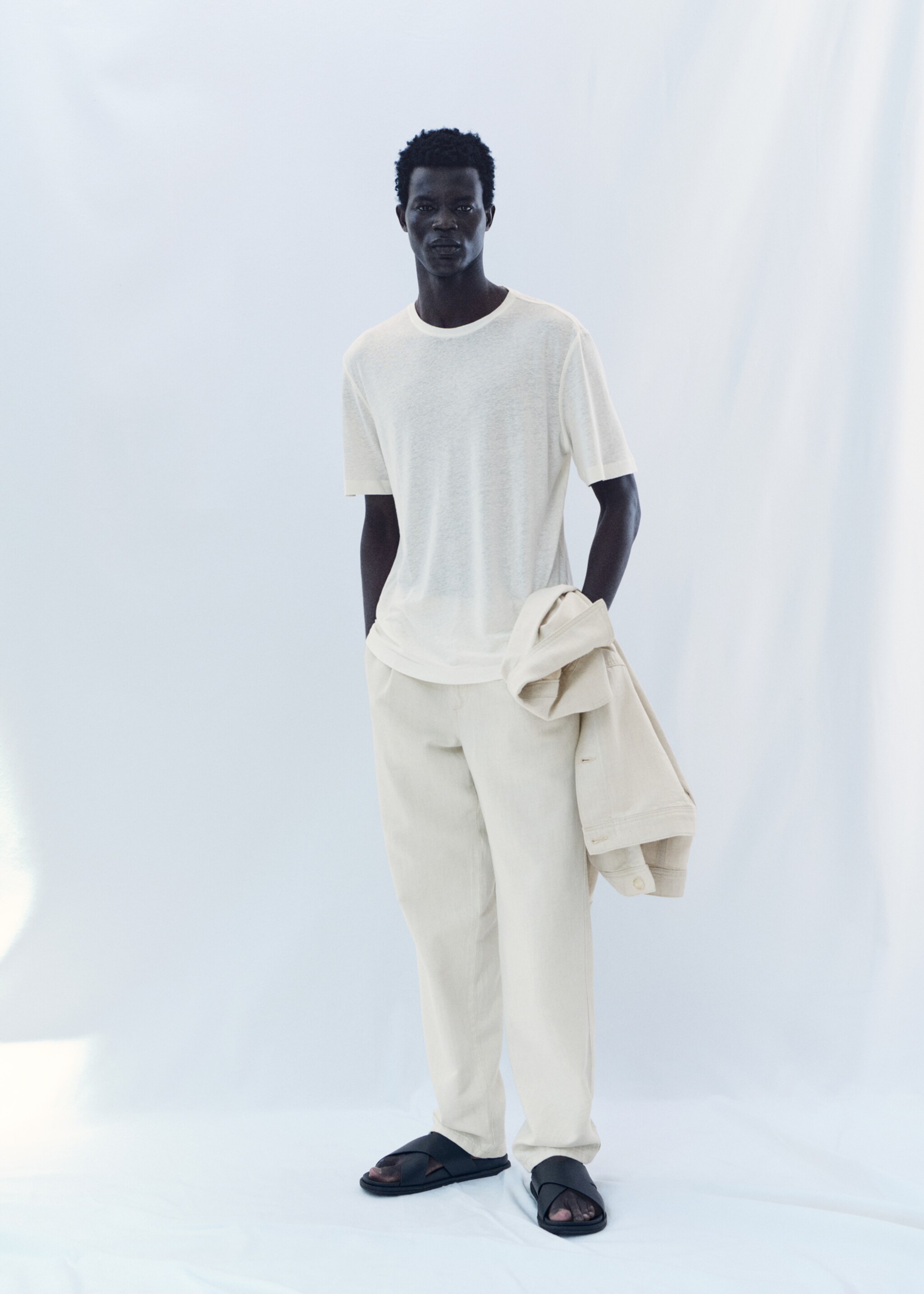 Camiseta lino slim fit - Detalle del artículo 3