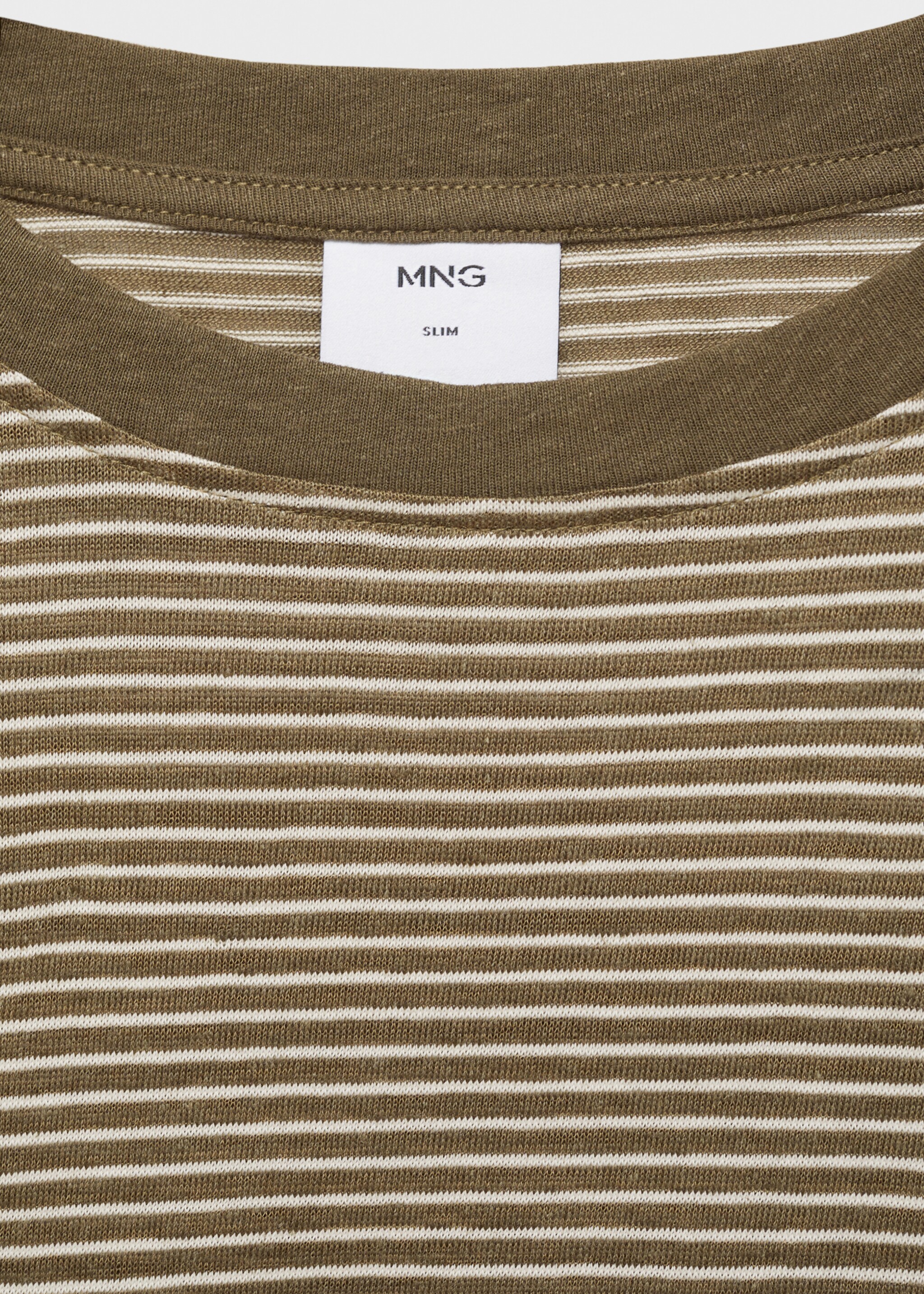 Striped slim-fit linen t-shirt - Details of the article 8