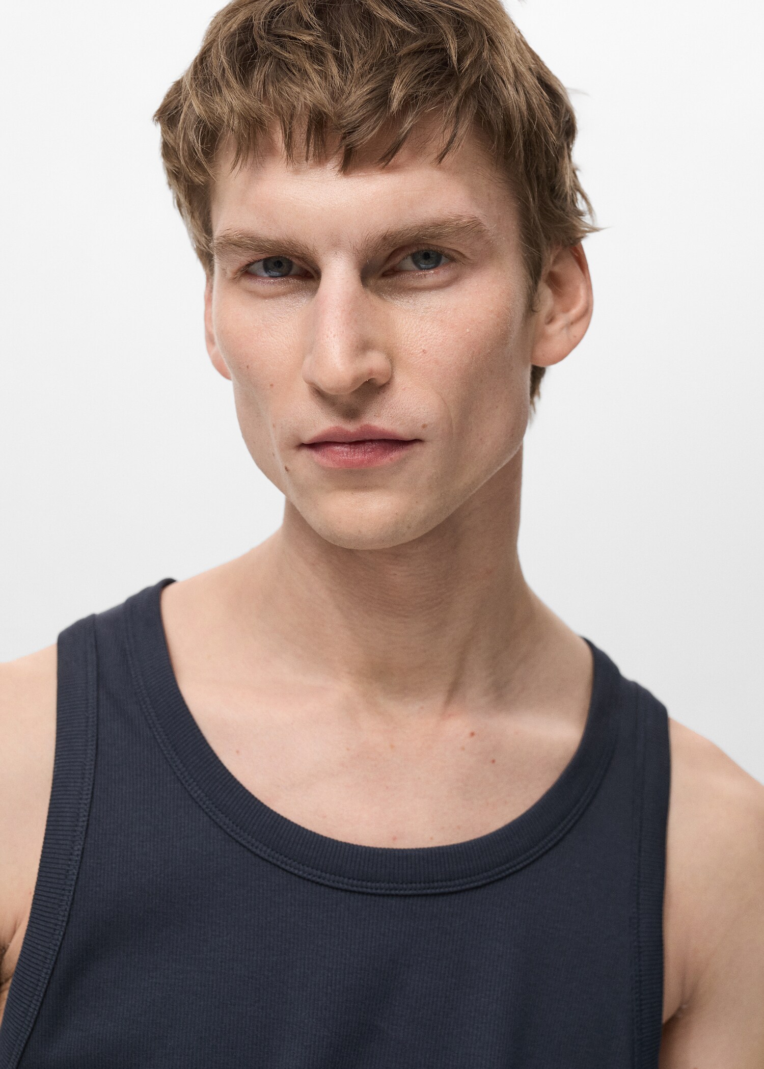 Slim-fit ribbed tank top - Details of the article 1