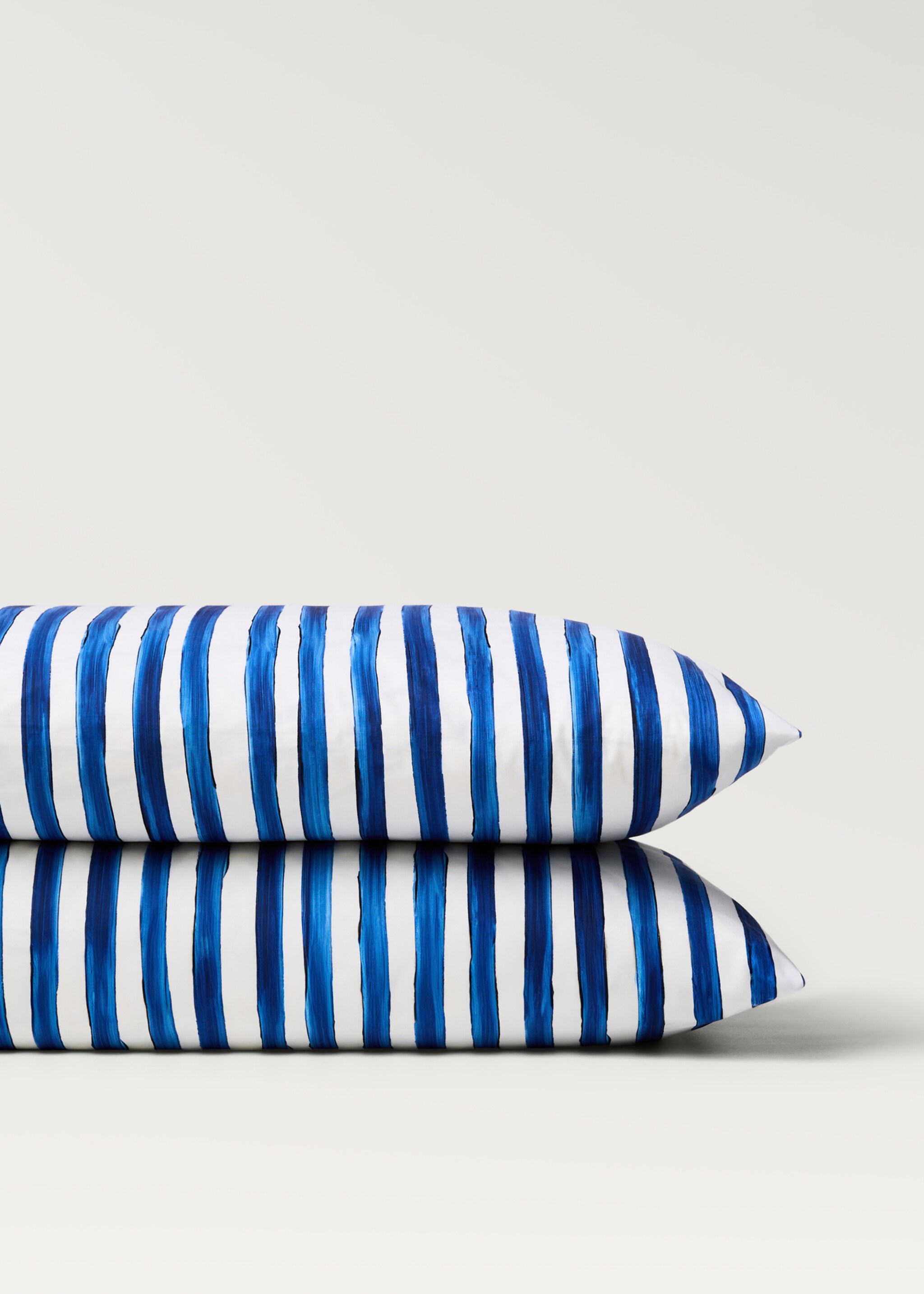 Two pillowcases cotton percale stripes watercolor 50x75 cm - Details of the article 3