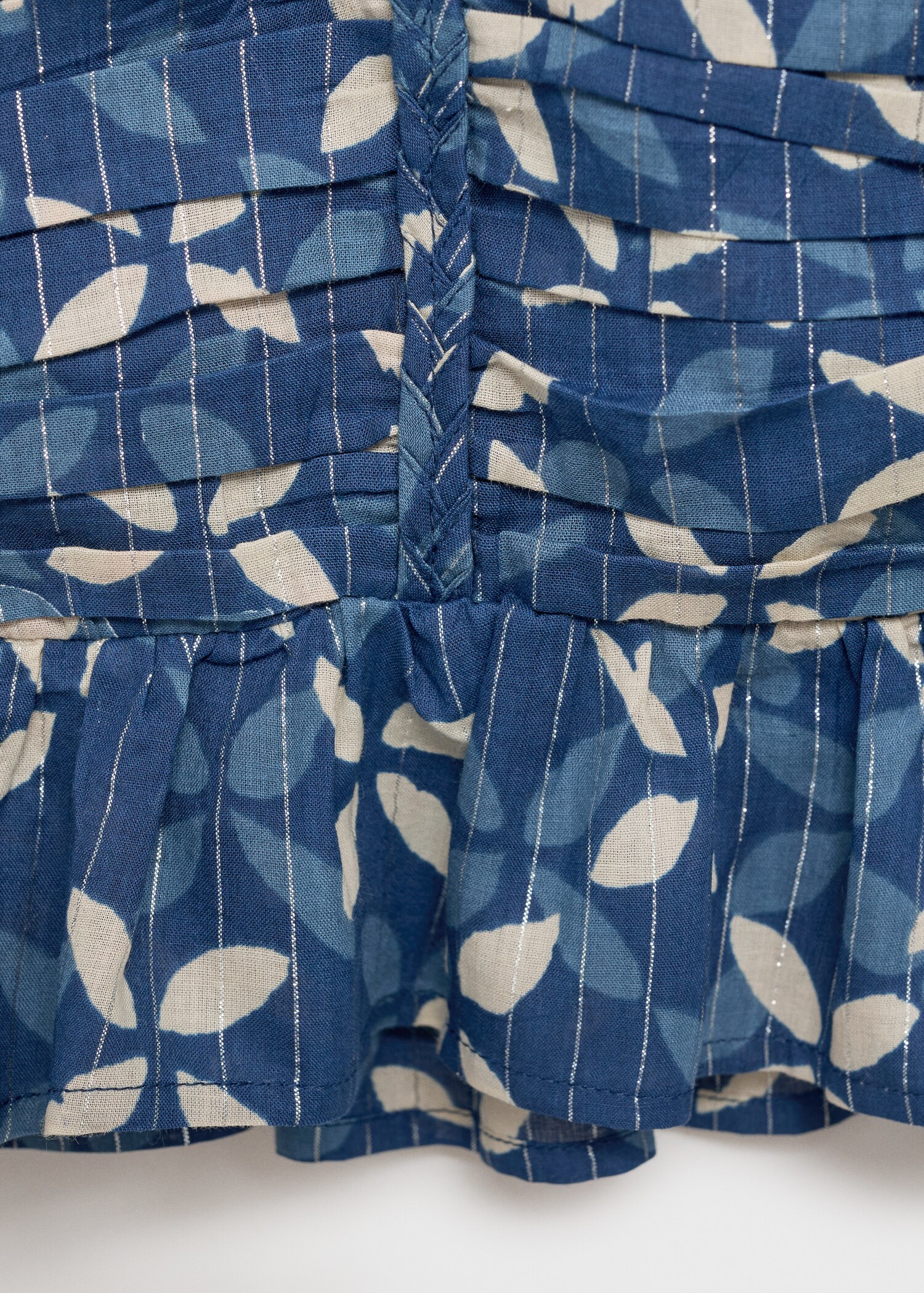 Ruffled top - Details of the article 8