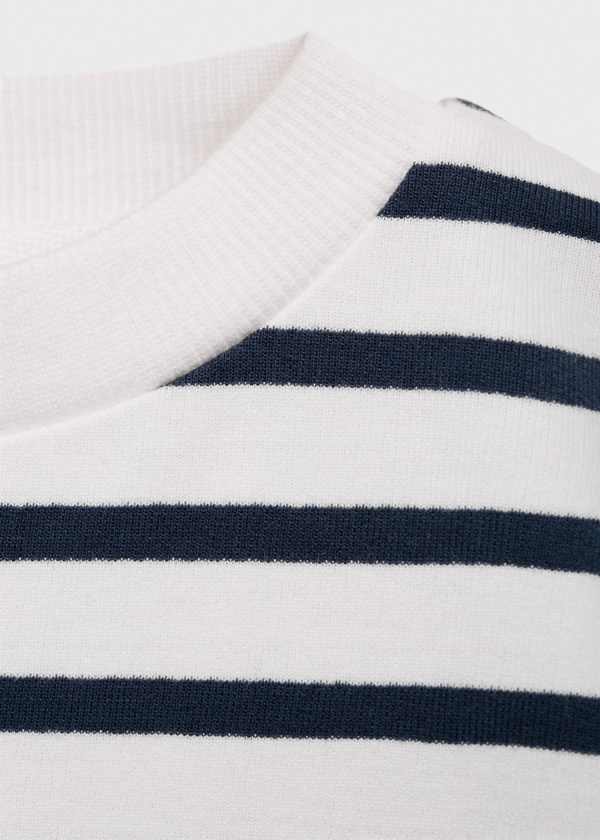 Striped print sweatshirt - Details of the article 8