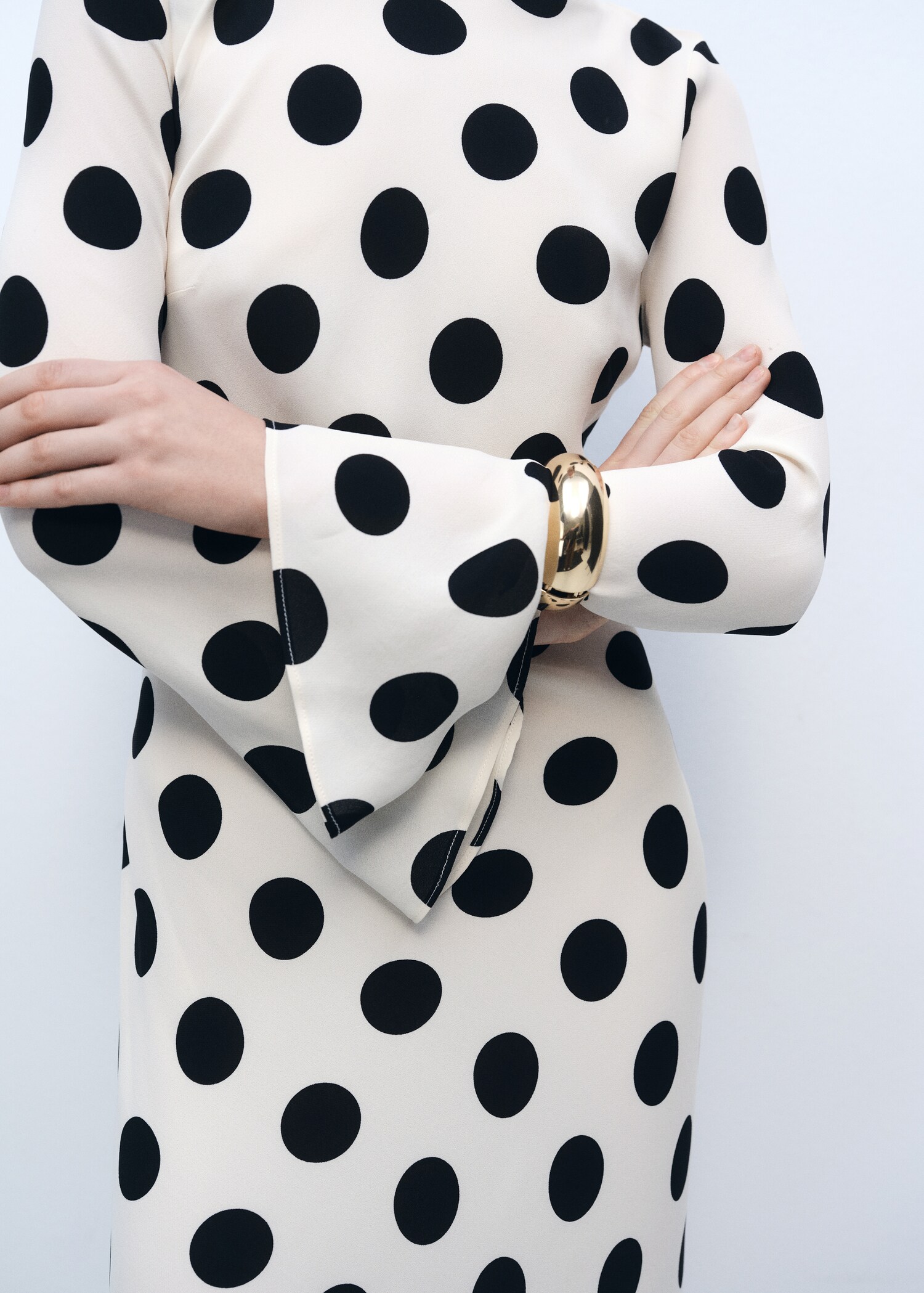 Robe à pois manches cloche - Détail de l'article 6