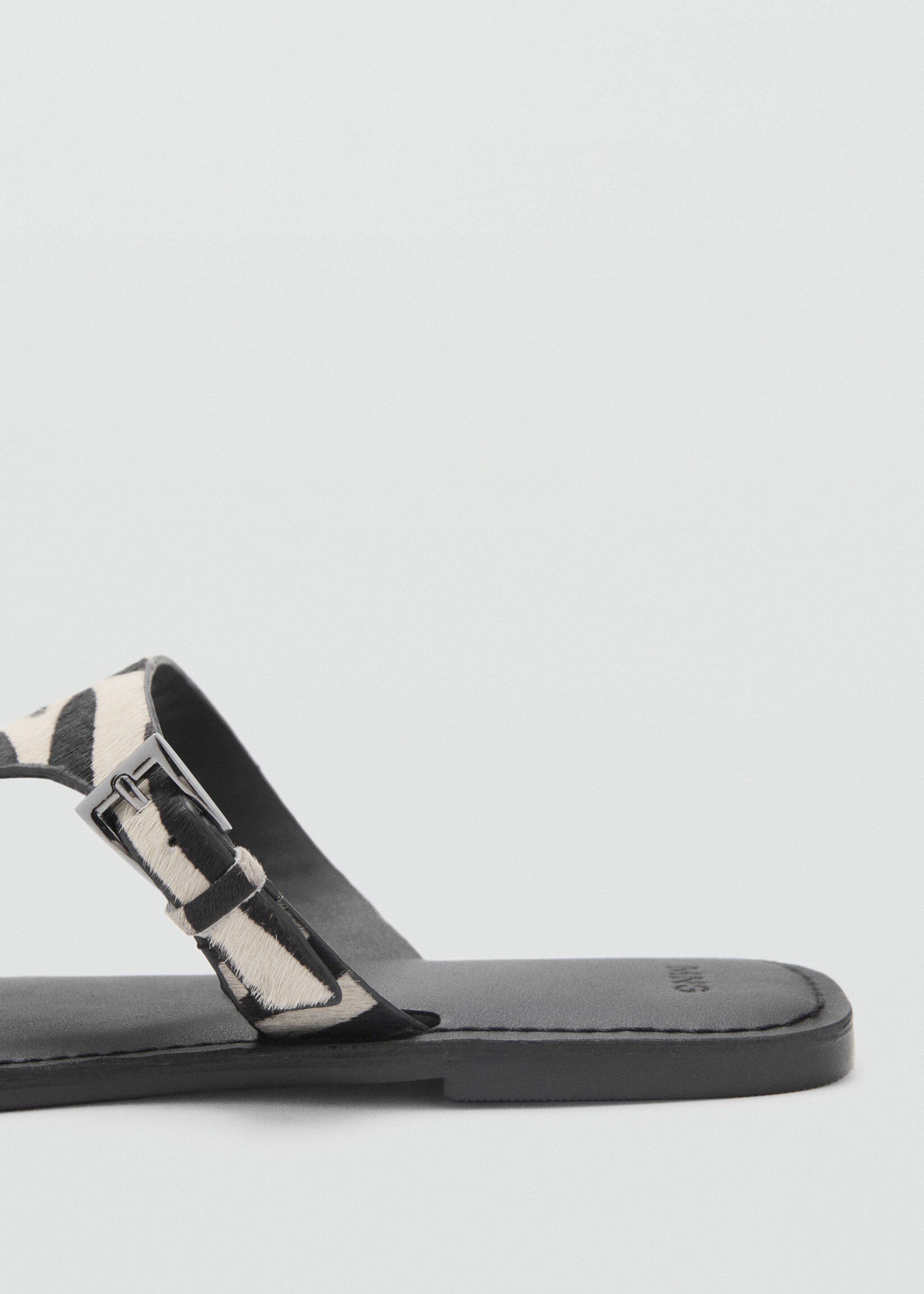 Animal-print leather sandals - Details of the article 1
