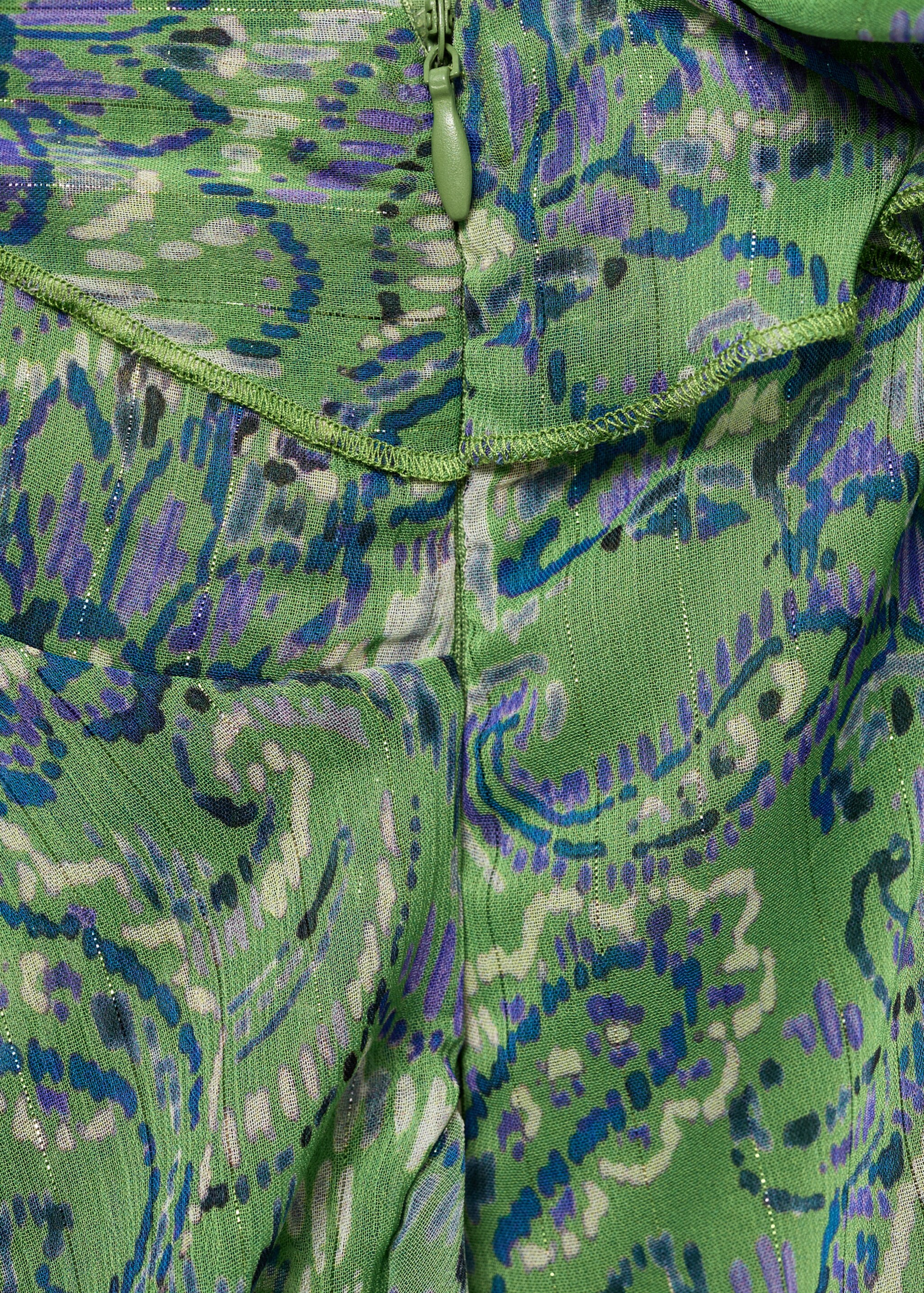 Bedrucktes Rüschenkleid - Detail des Artikels 8