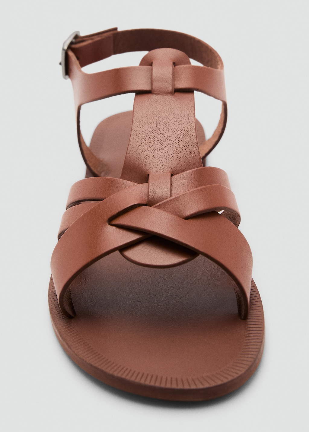 Leather straps sandals