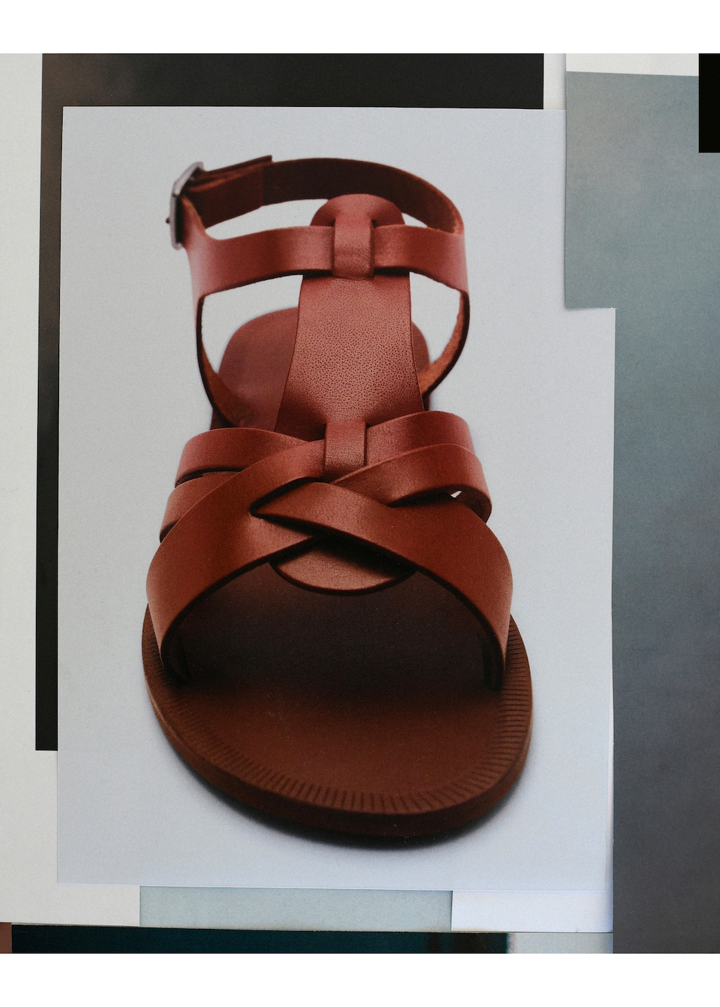 Leather straps sandals