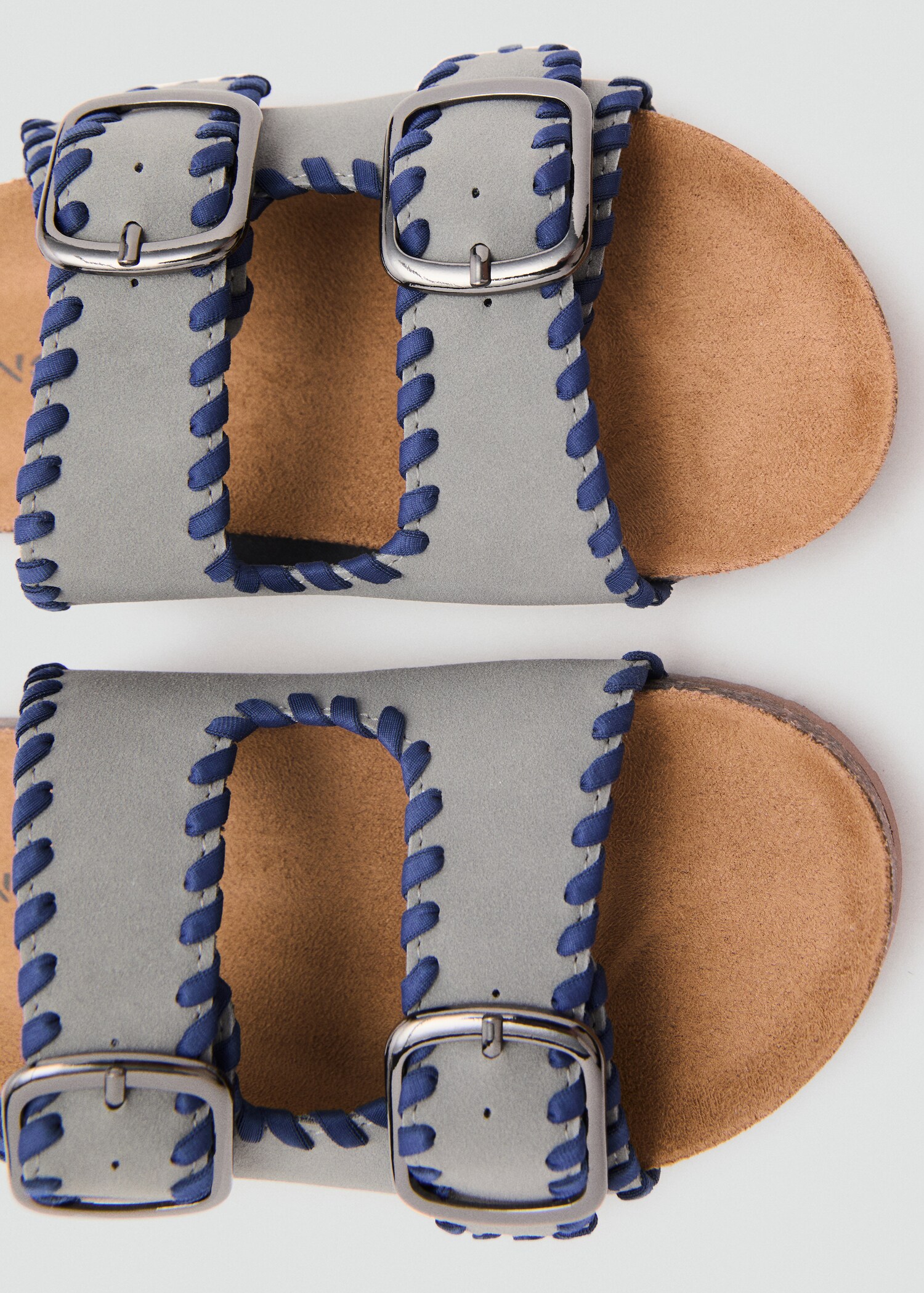 Buckled sandal - Details of the article 2