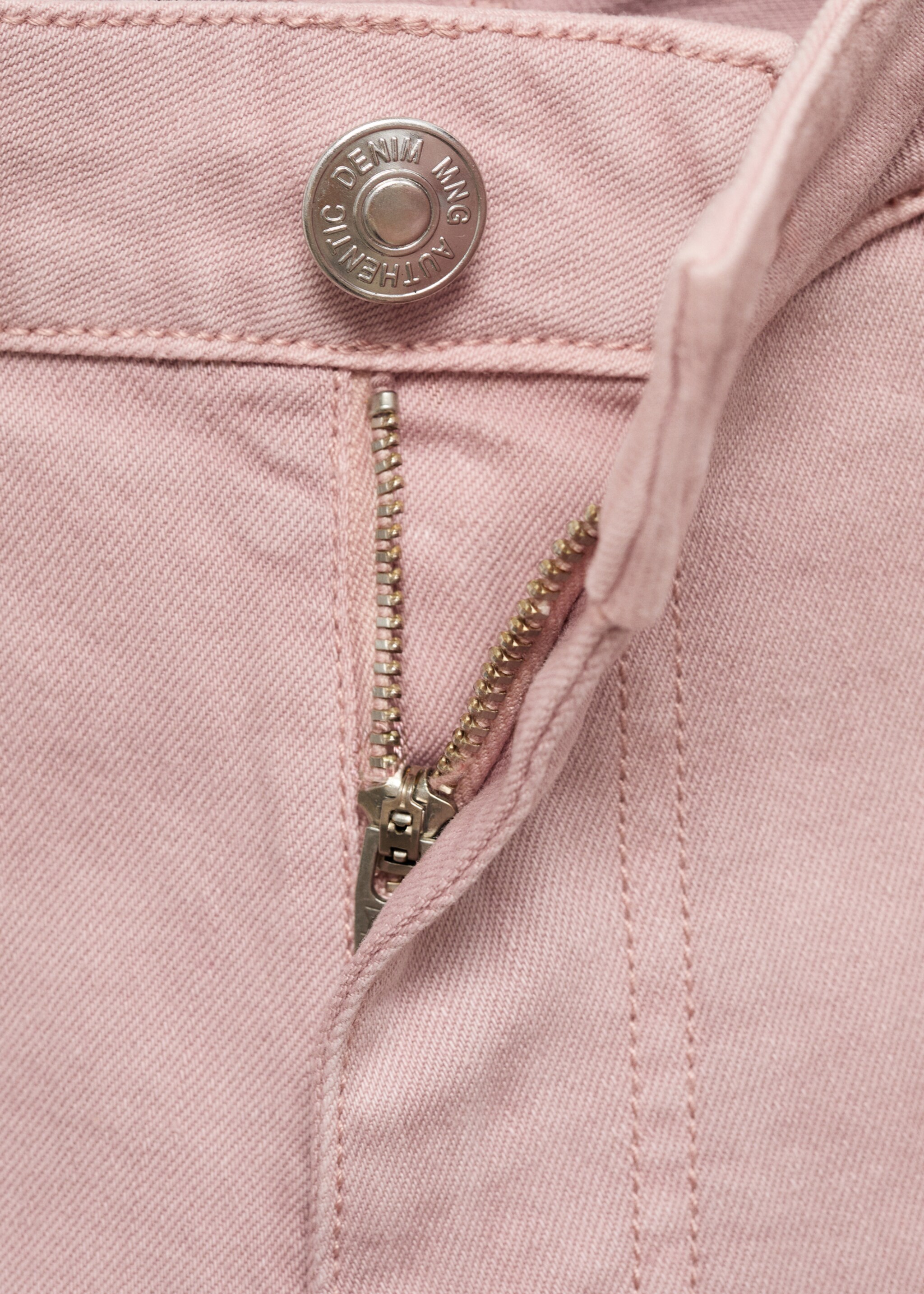 Low-waist shorts - Details of the article 8
