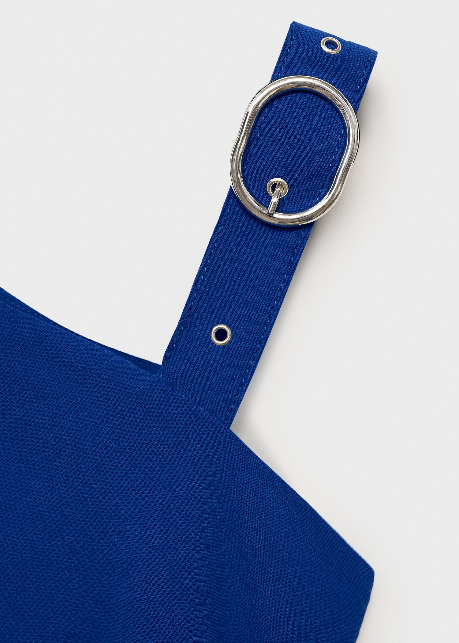 Robe asymétrique à bretelles et boucle - Détail de l'article 8
