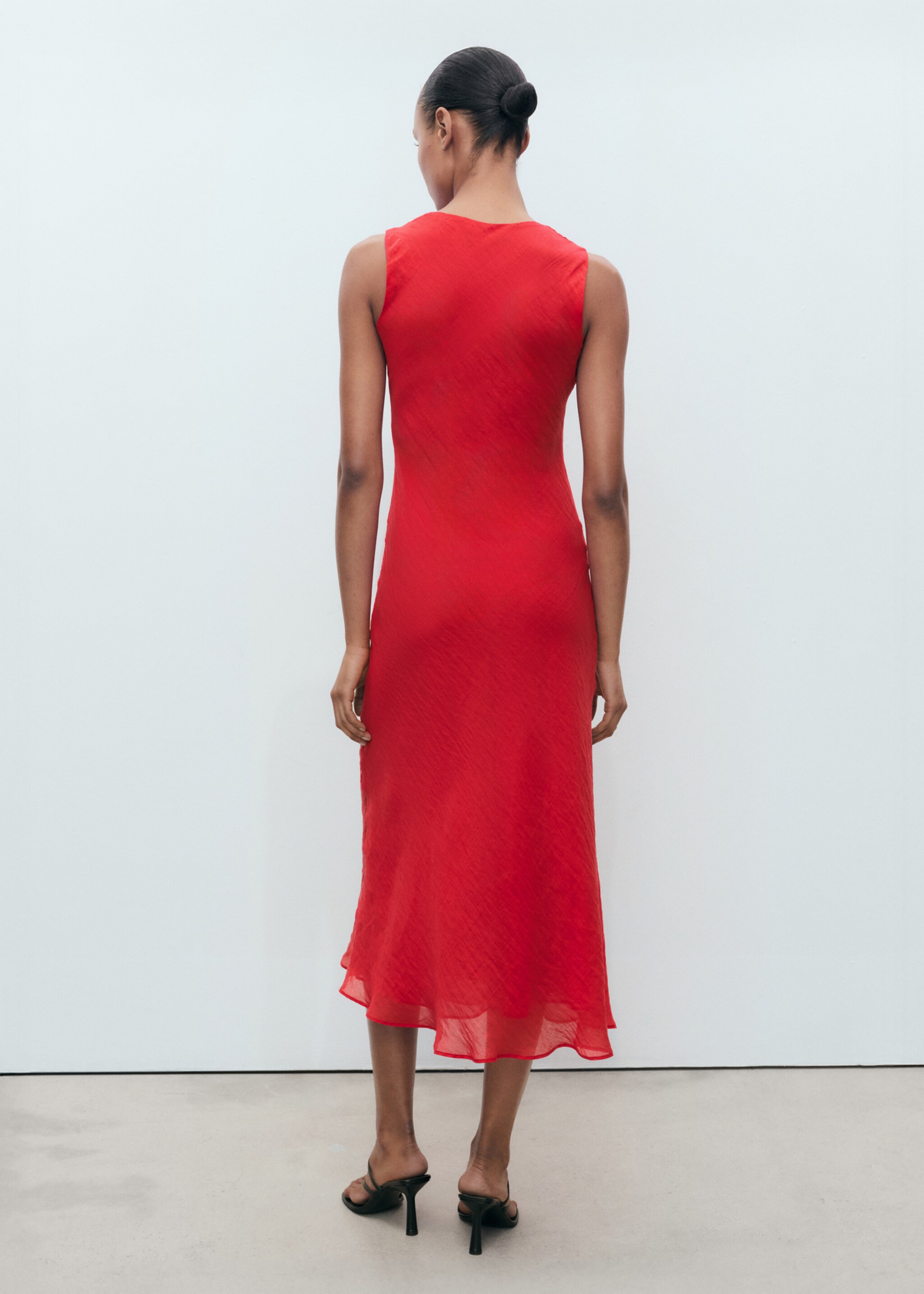 Vestido lyocell cuello drapeado - Reverso del artículo