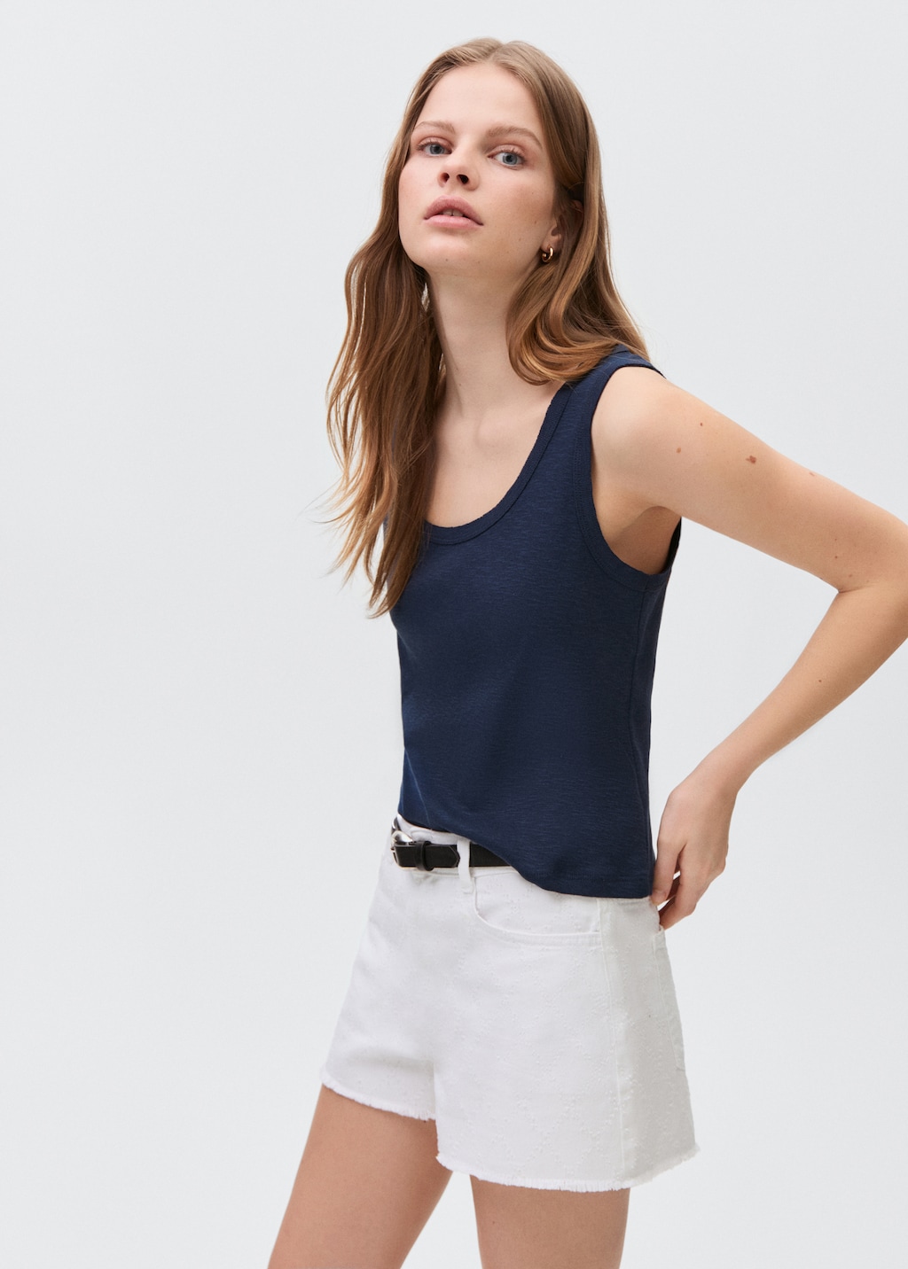 Cotton sleeveless t-shirt