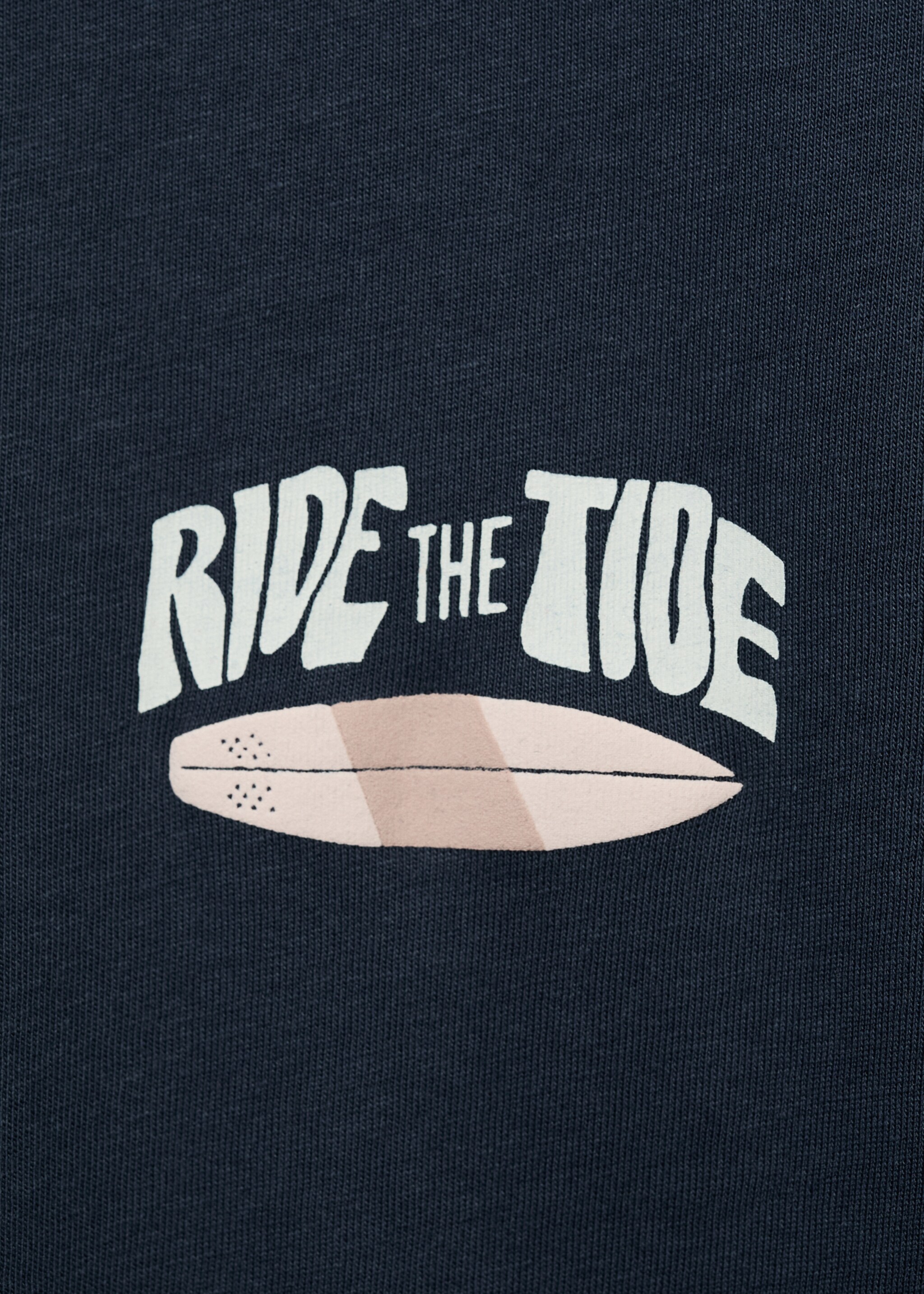Embossed cotton t-shirt - Details of the article 8